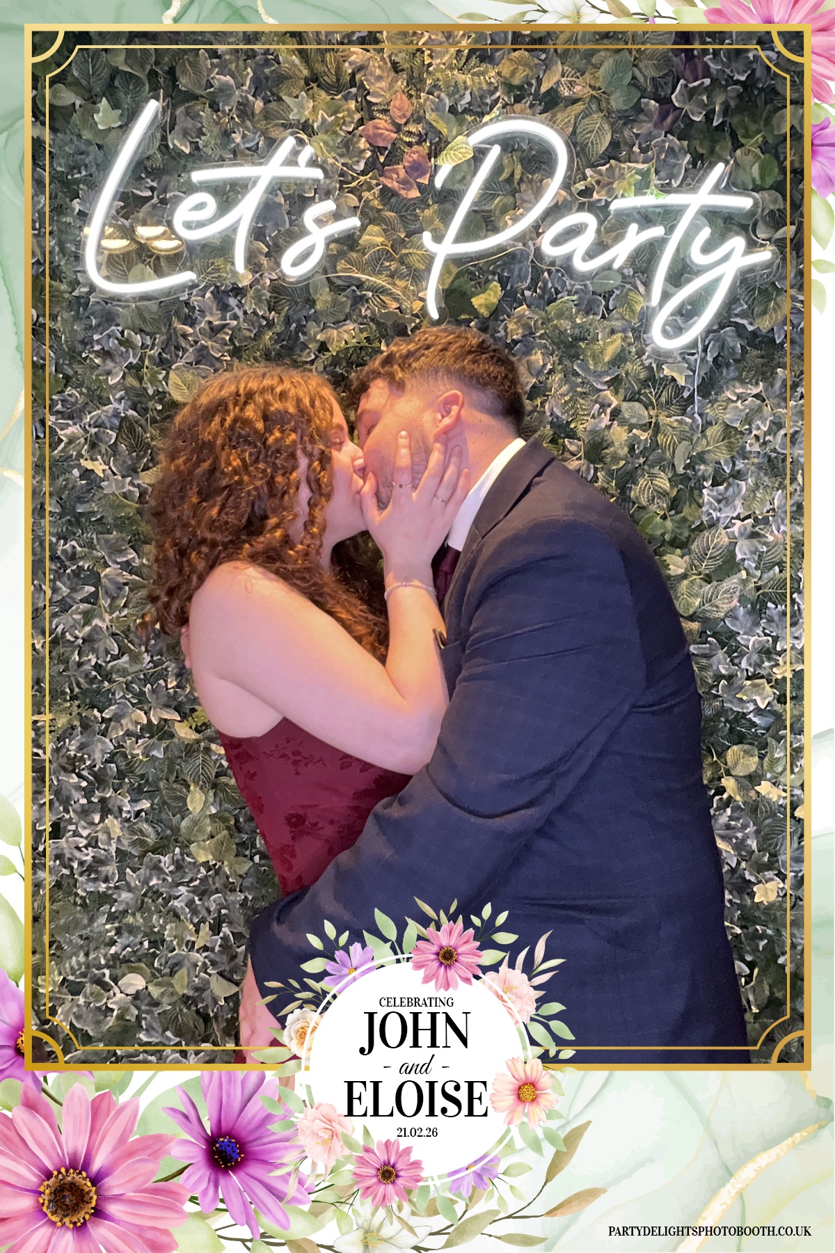 John and Eloise’s reception | View more photos from the event at gallery.partydelightsphotobooth.co.uk/u/PartyDelightsPhotoBooth/John-and-Eloise’s-reception