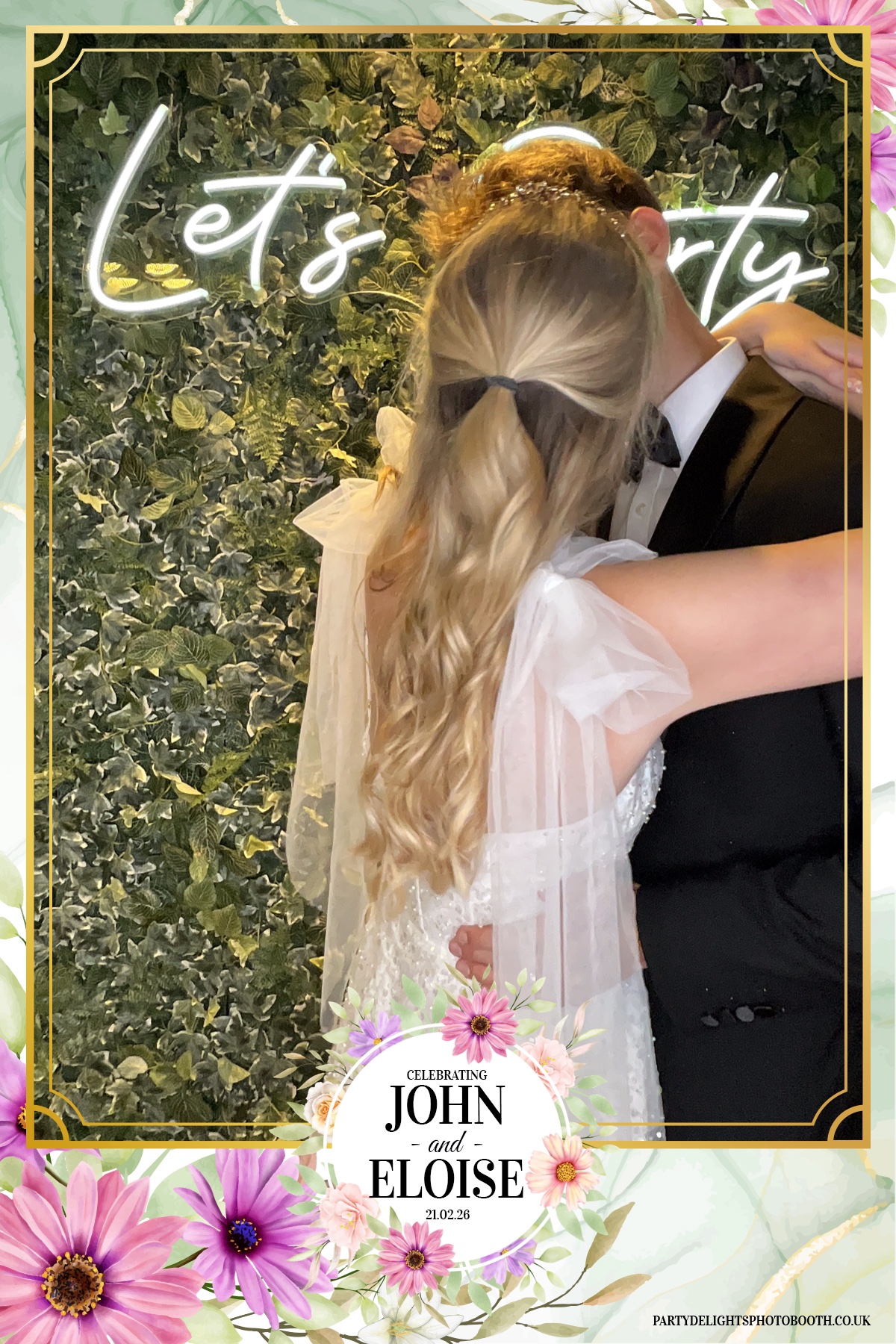 John and Eloise’s reception | View more photos from the event at gallery.partydelightsphotobooth.co.uk/u/PartyDelightsPhotoBooth/John-and-Eloise’s-reception