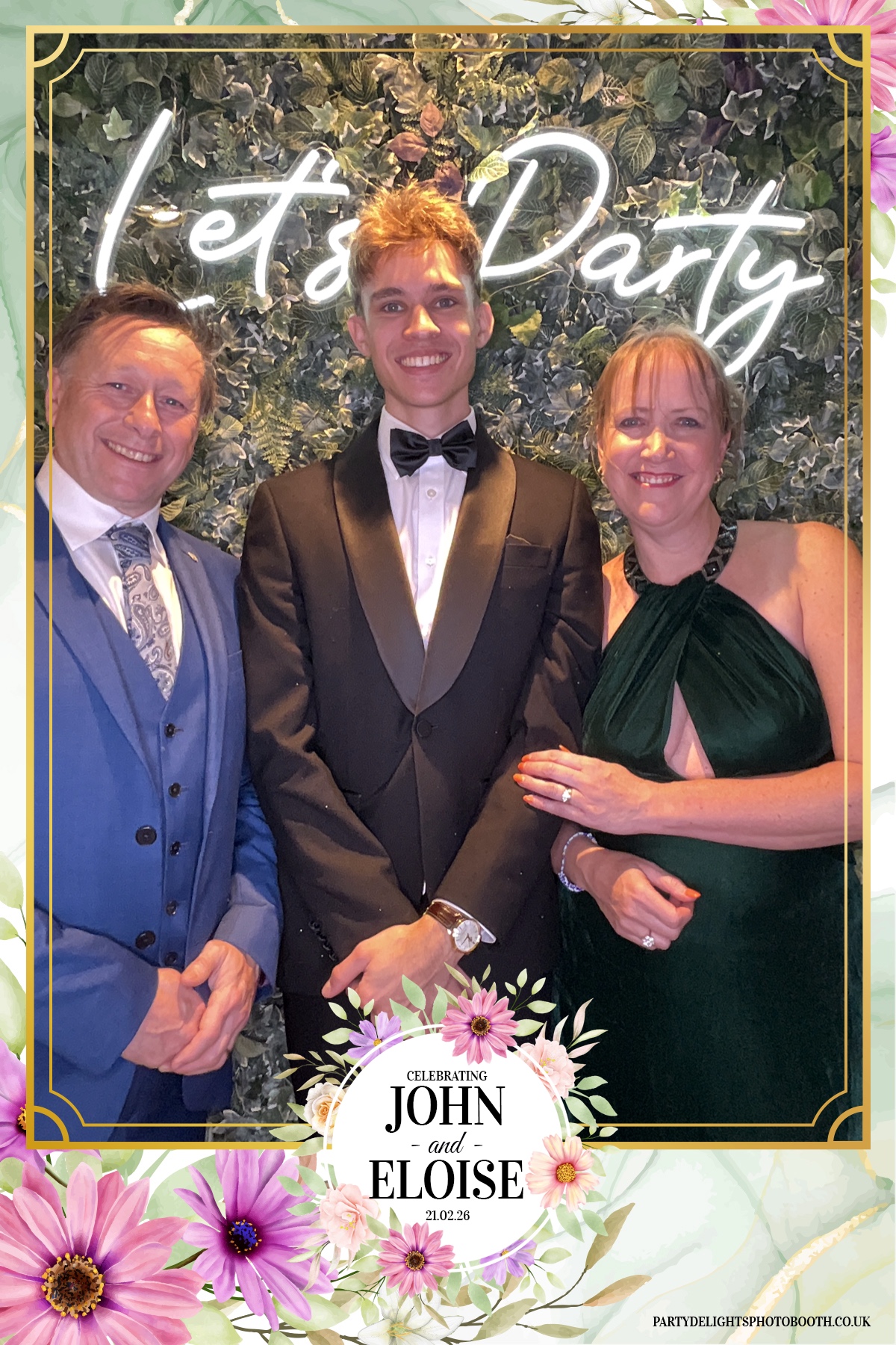 John and Eloise’s reception | View more photos from the event at gallery.partydelightsphotobooth.co.uk/u/PartyDelightsPhotoBooth/John-and-Eloise’s-reception