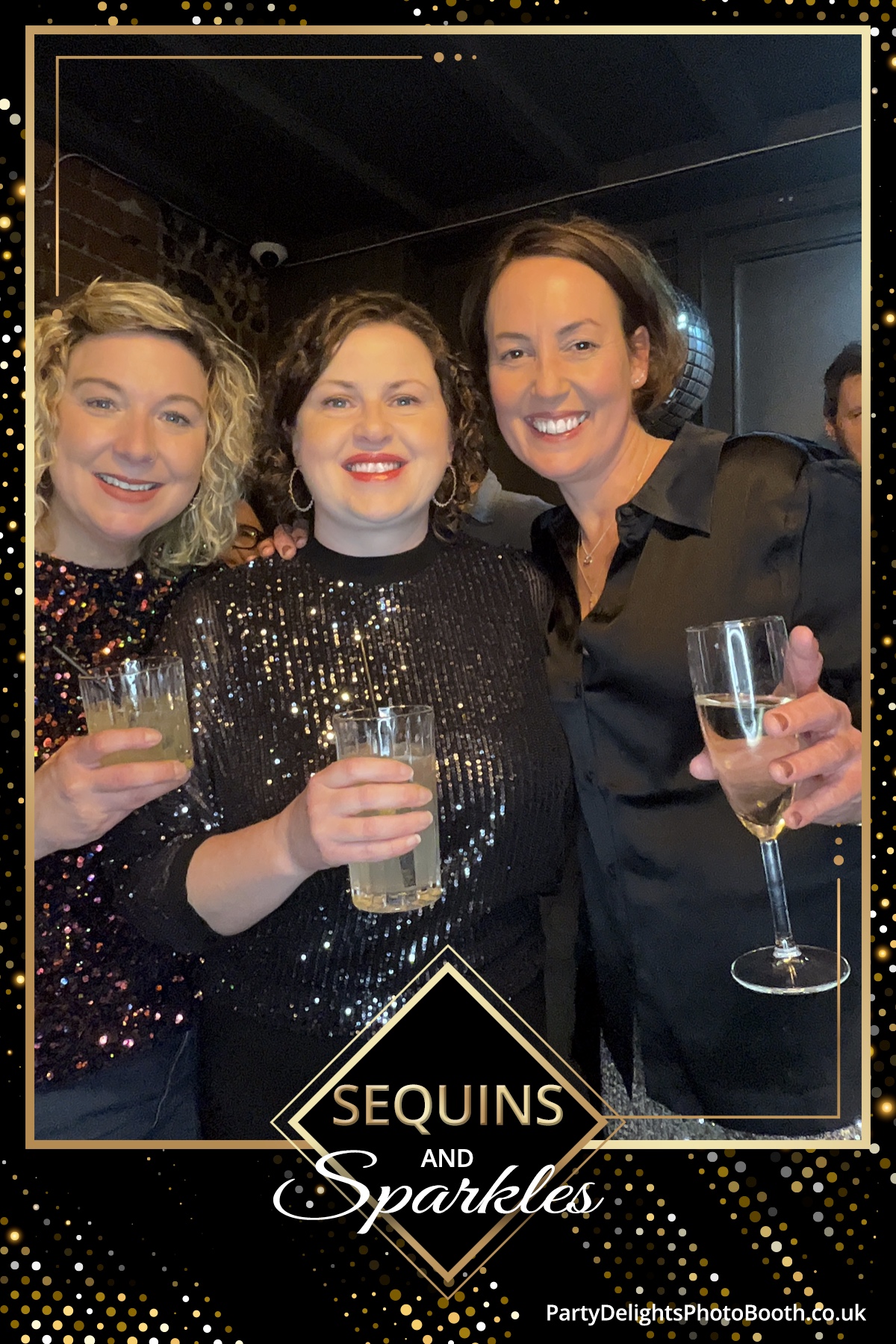 Lucy and Micaela's birthdays (50 + 45) | View more photos from the event at gallery.partydelightsphotobooth.co.uk/u/PartyDelightsPhotoBooth/Lucy-and-Micaelas-birthdays-50-45