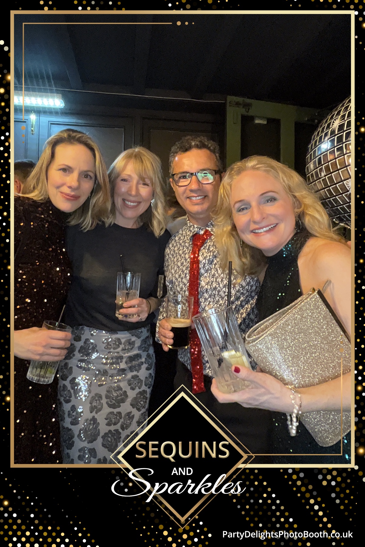 Lucy and Micaela's birthdays (50 + 45) | View more photos from the event at gallery.partydelightsphotobooth.co.uk/u/PartyDelightsPhotoBooth/Lucy-and-Micaelas-birthdays-50-45