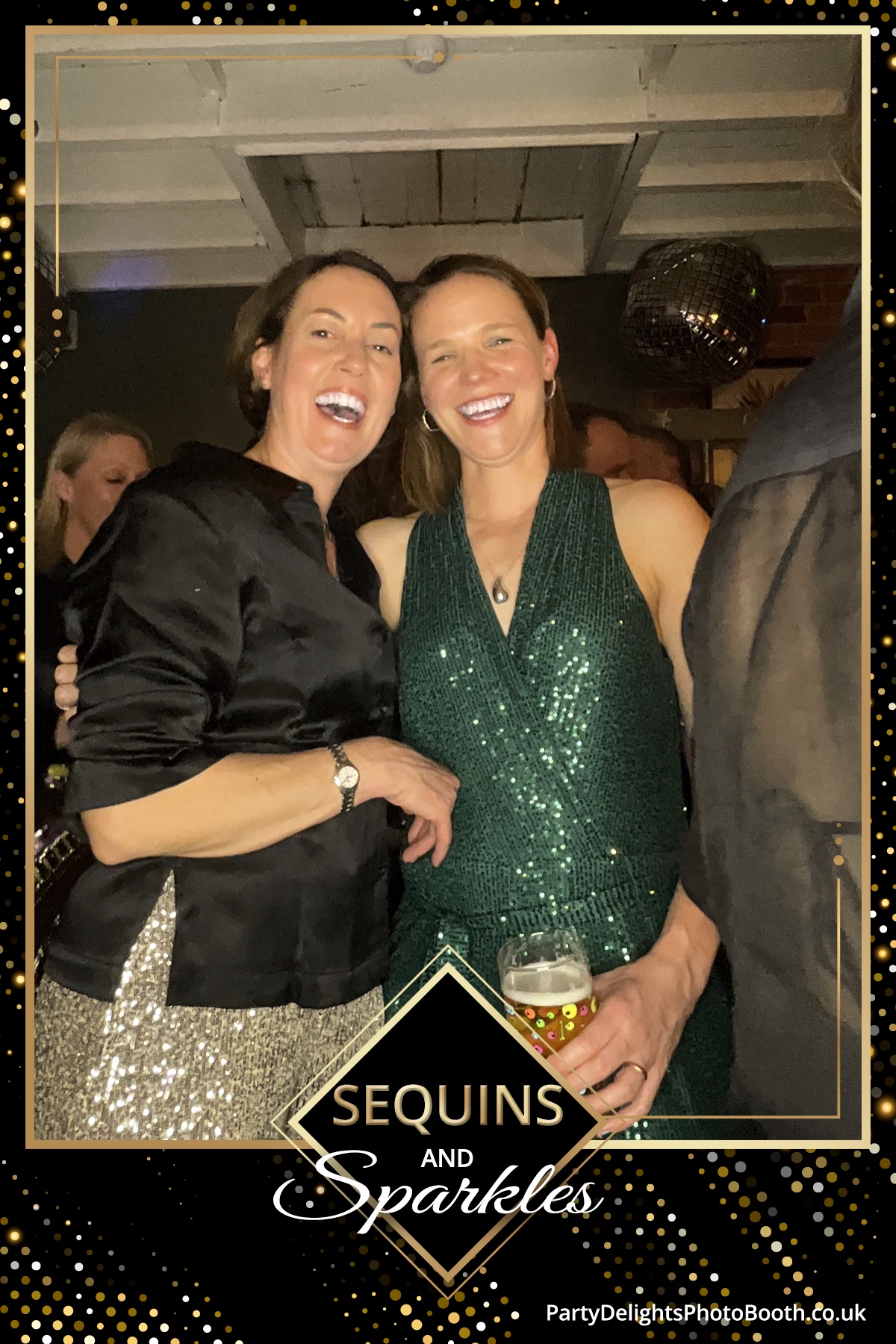 Lucy and Micaela's birthdays (50 + 45) | View more photos from the event at gallery.partydelightsphotobooth.co.uk/u/PartyDelightsPhotoBooth/Lucy-and-Micaelas-birthdays-50-45