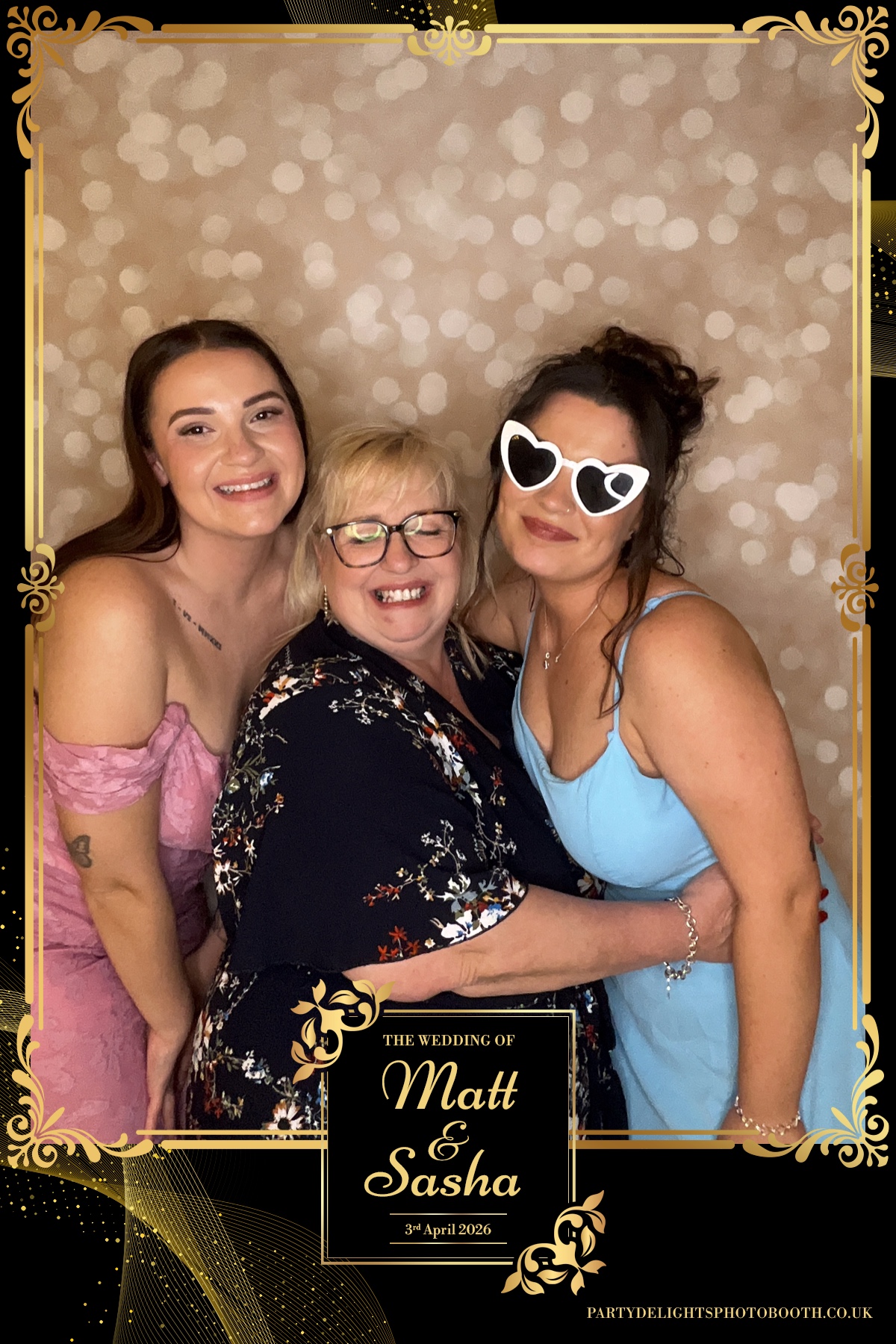Matt and Sasha Wedding | View more photos from the event at gallery.partydelightsphotobooth.co.uk/u/PartyDelightsPhotoBooth/Matt-and-Sasha-Wedding