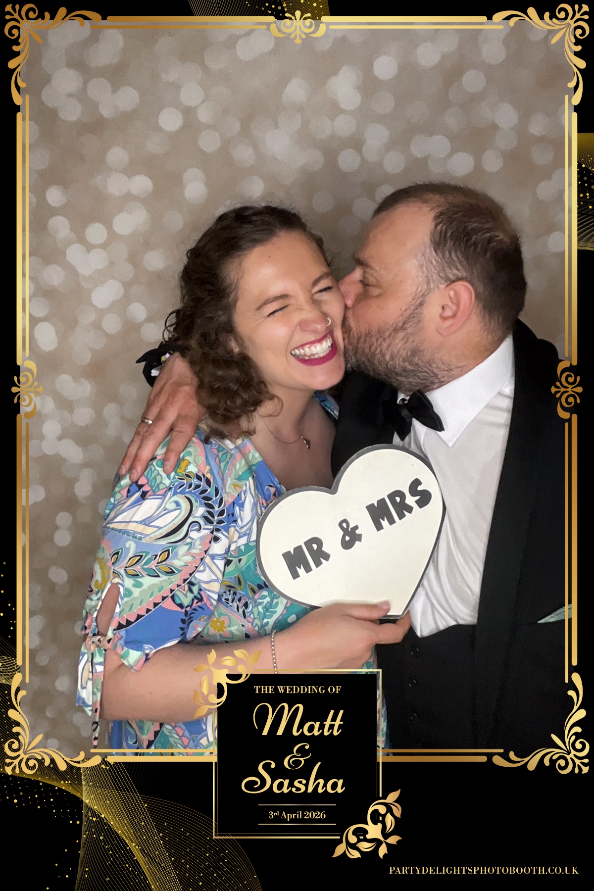 Matt and Sasha Wedding | View more photos from the event at gallery.partydelightsphotobooth.co.uk/u/PartyDelightsPhotoBooth/Matt-and-Sasha-Wedding