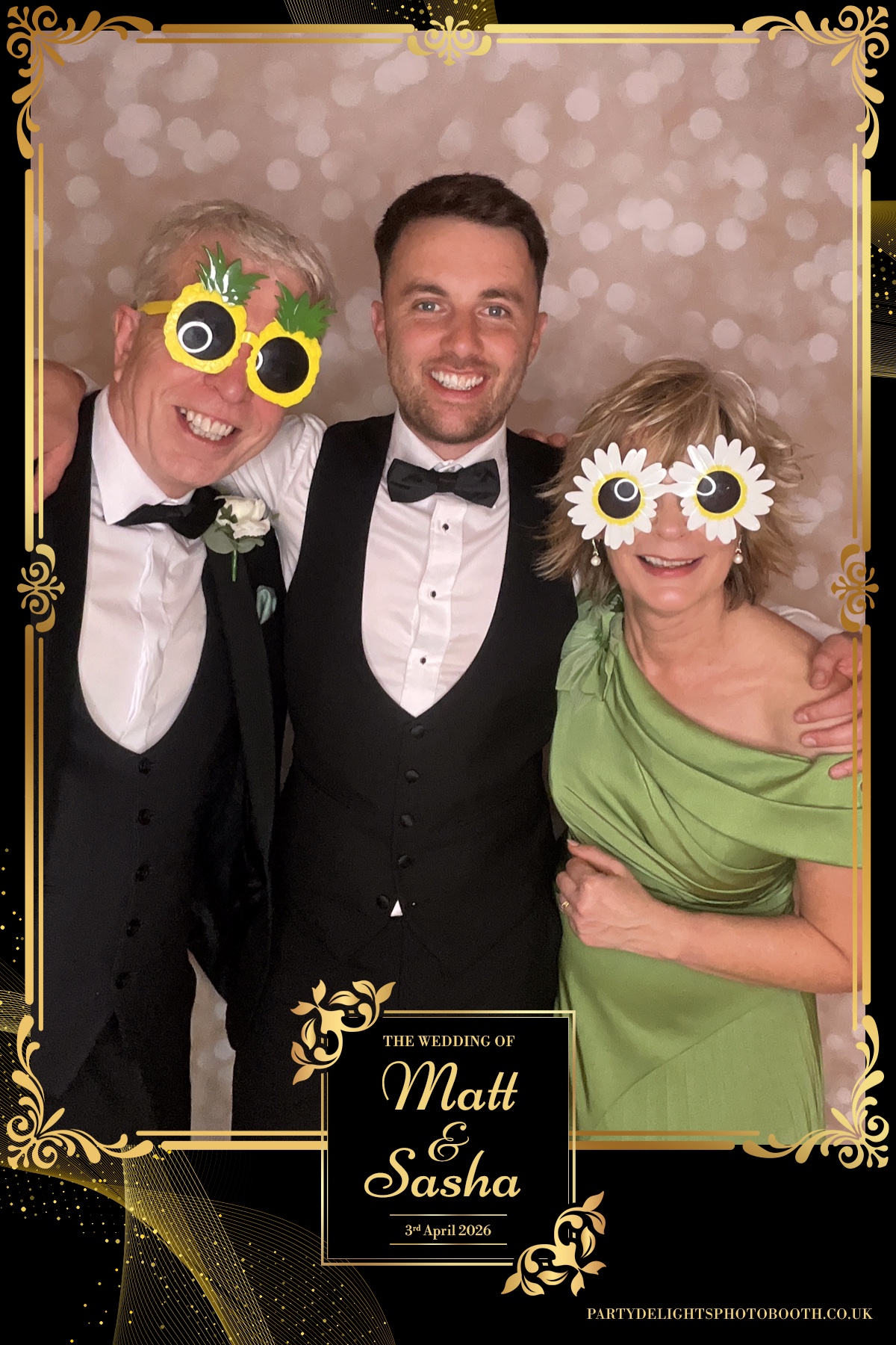 Matt and Sasha Wedding | View more photos from the event at gallery.partydelightsphotobooth.co.uk/u/PartyDelightsPhotoBooth/Matt-and-Sasha-Wedding