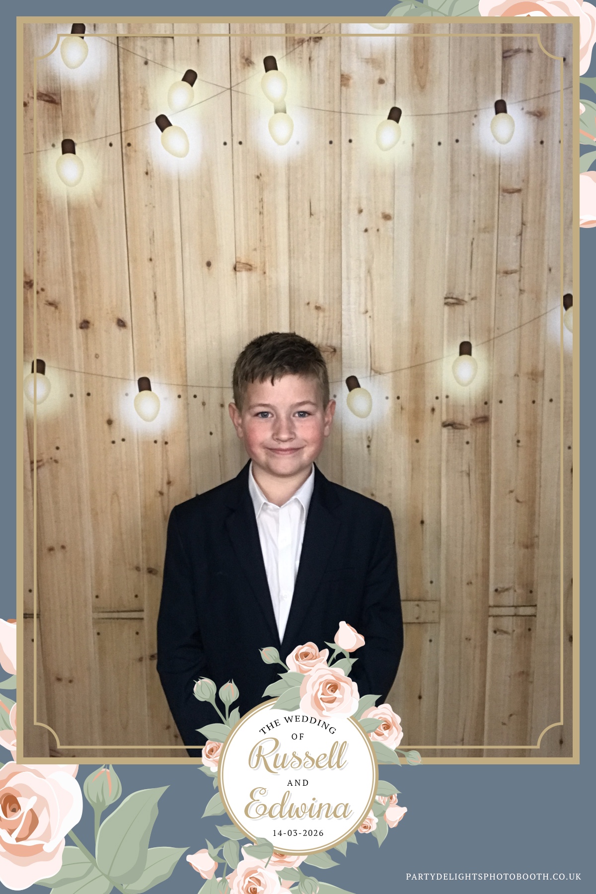 Russell and Edwina's wedding | View more photos from the event at gallery.partydelightsphotobooth.co.uk/u/PartyDelightsPhotoBooth/Russell-and-Edwinas-wedding