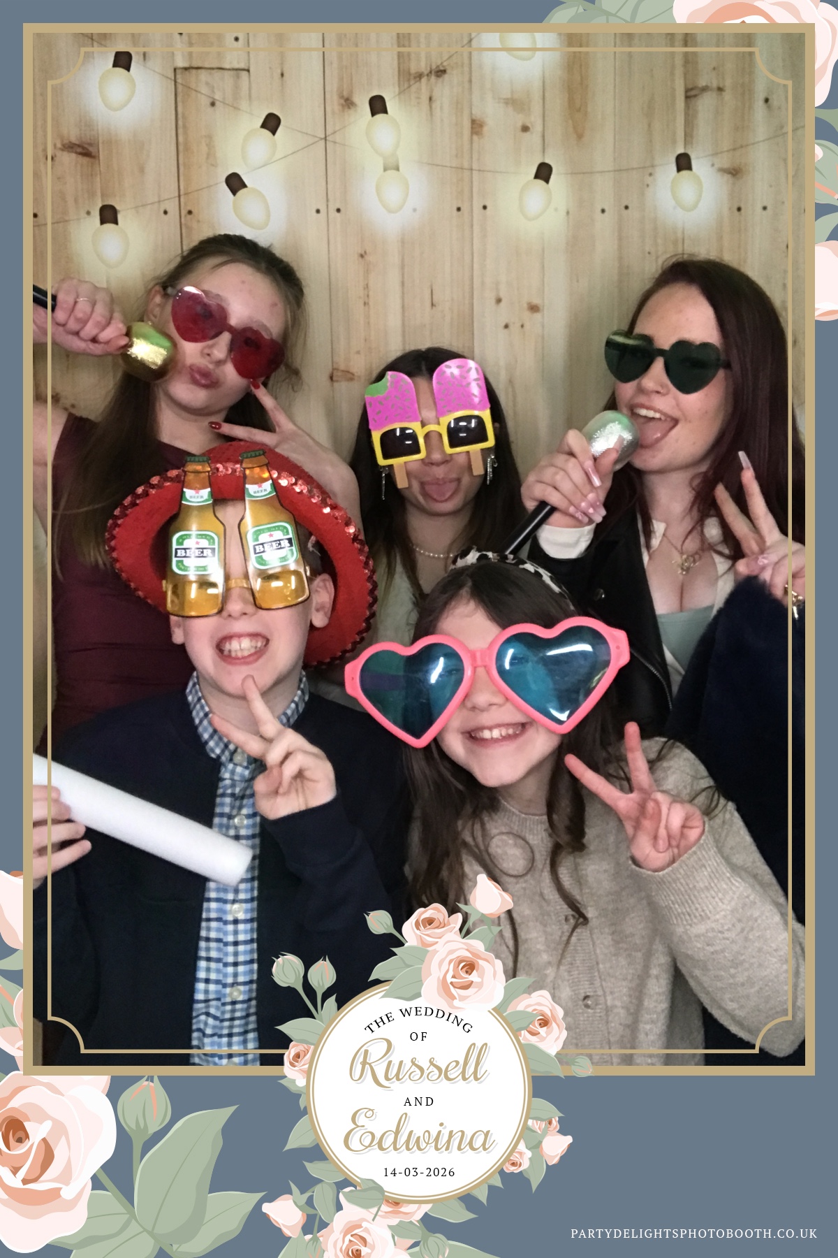 Russell and Edwina's wedding | View more photos from the event at gallery.partydelightsphotobooth.co.uk/u/PartyDelightsPhotoBooth/Russell-and-Edwinas-wedding