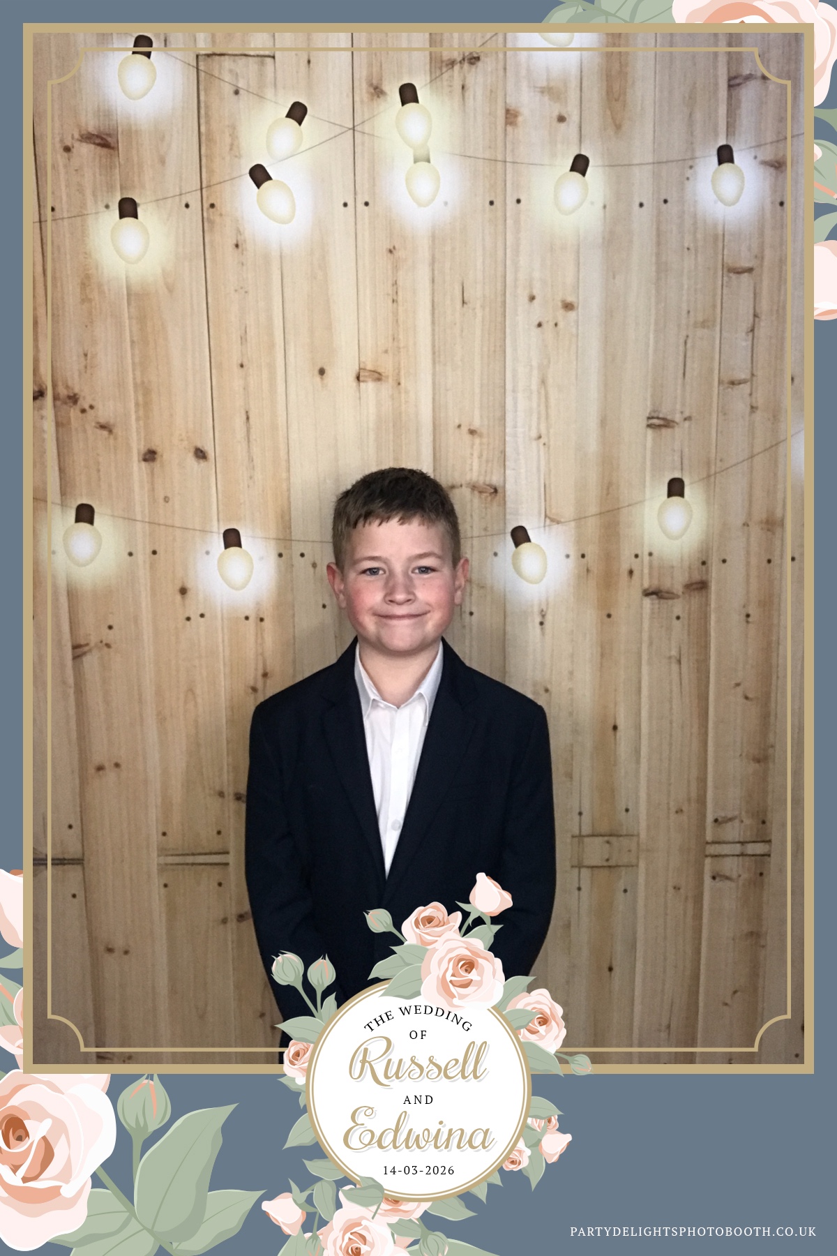 Russell and Edwina's wedding | View more photos from the event at gallery.partydelightsphotobooth.co.uk/u/PartyDelightsPhotoBooth/Russell-and-Edwinas-wedding