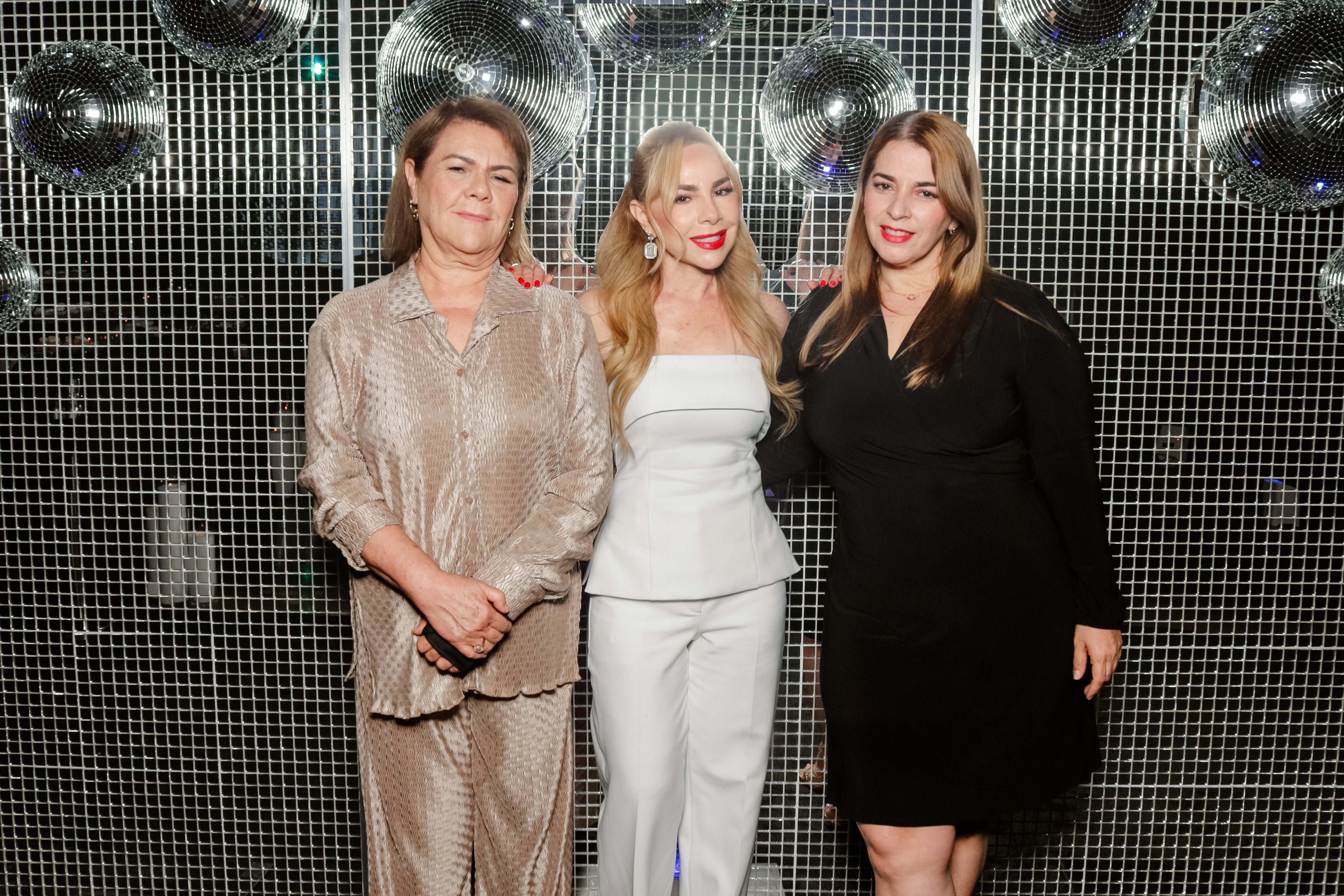 Birthday Celebration | View more photos from the event at v1.boothgallery.com/u/PhabPhotobooth/Birthday-Celebration