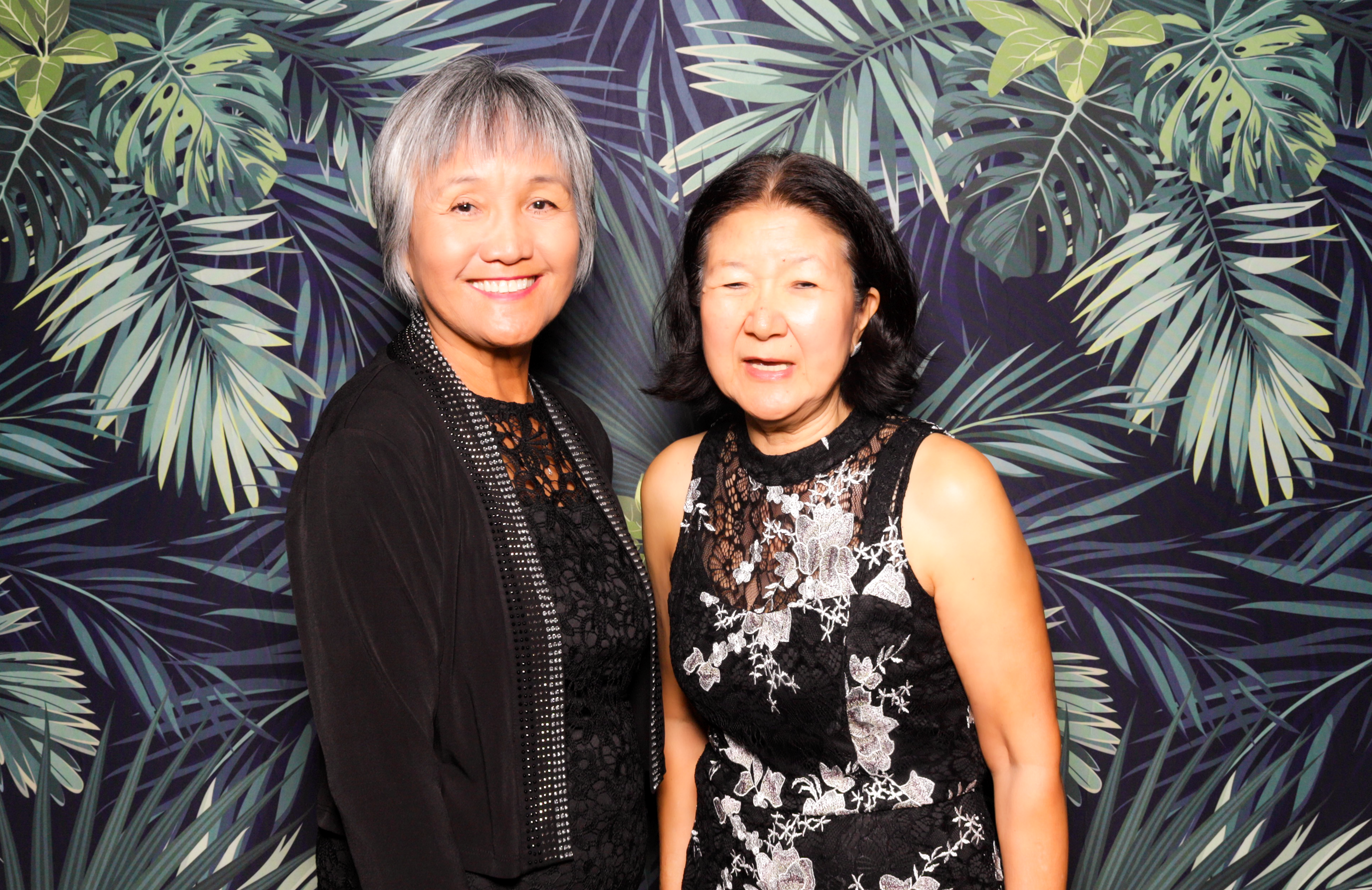 ID Tech Holiday Party | View more photos from the event at v1.boothgallery.com/u/PhabPhotobooth/ID-Tech-Holiday-Party