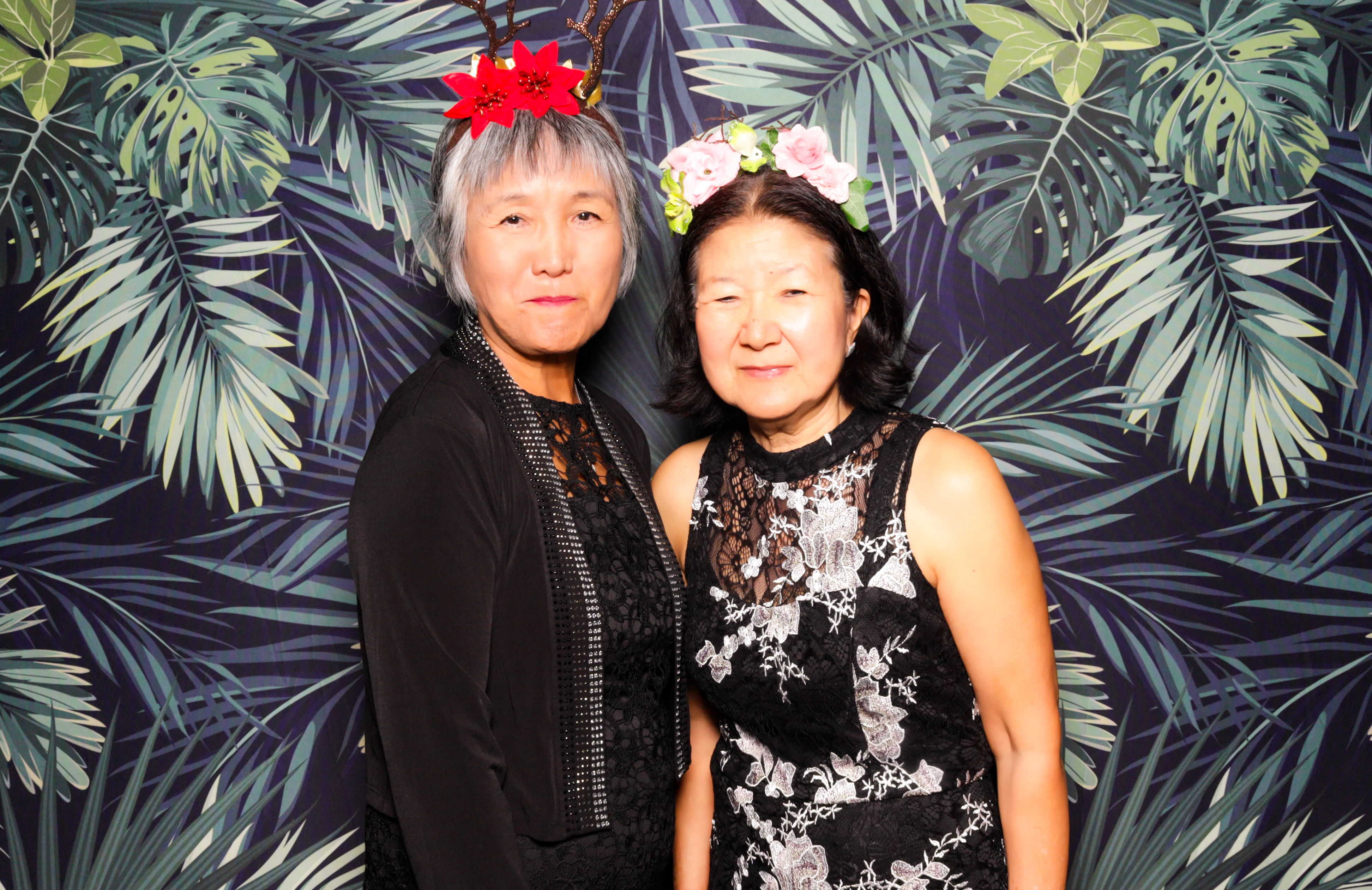 ID Tech Holiday Party | View more photos from the event at v1.boothgallery.com/u/PhabPhotobooth/ID-Tech-Holiday-Party