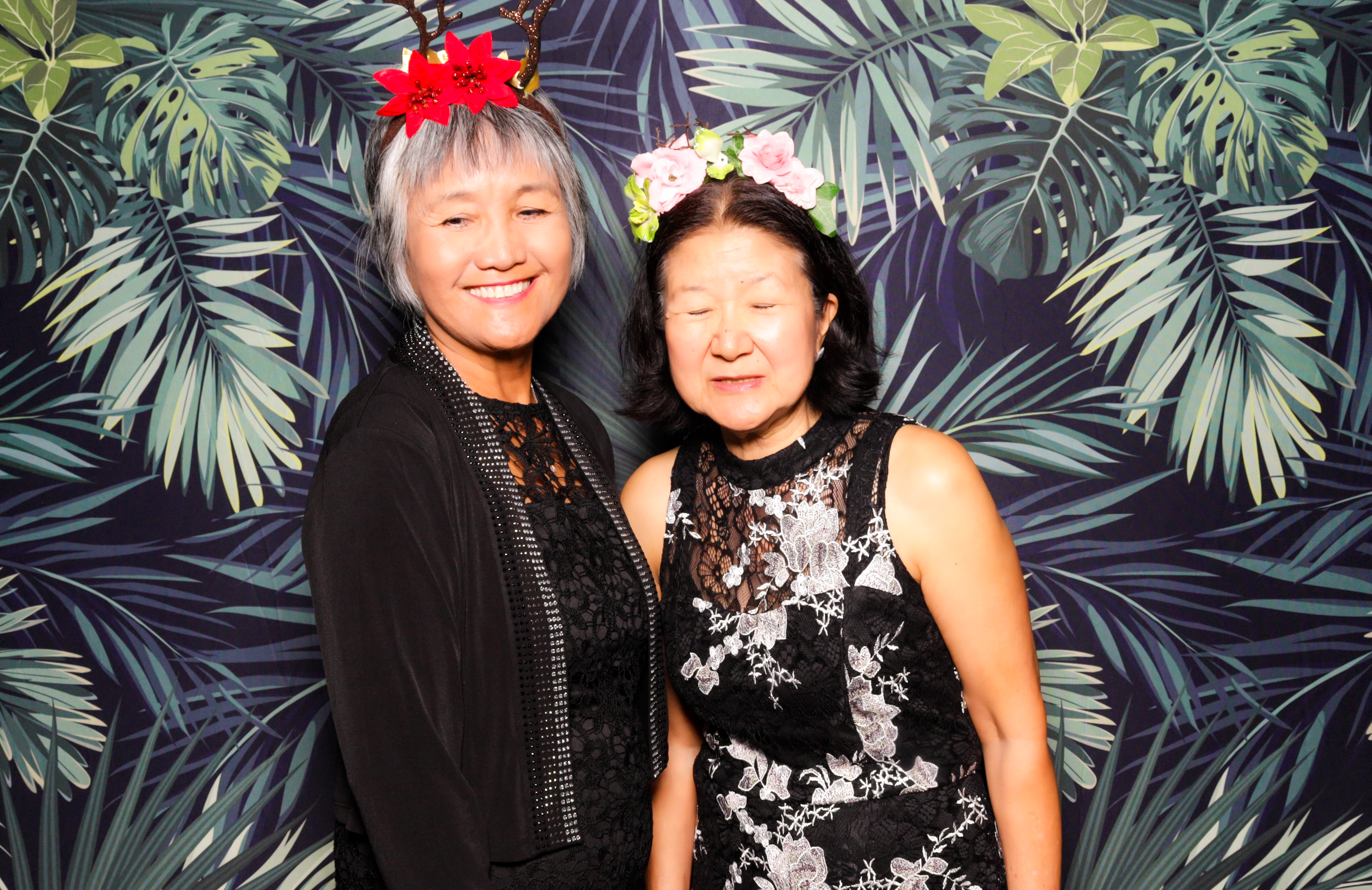 ID Tech Holiday Party | View more photos from the event at v1.boothgallery.com/u/PhabPhotobooth/ID-Tech-Holiday-Party