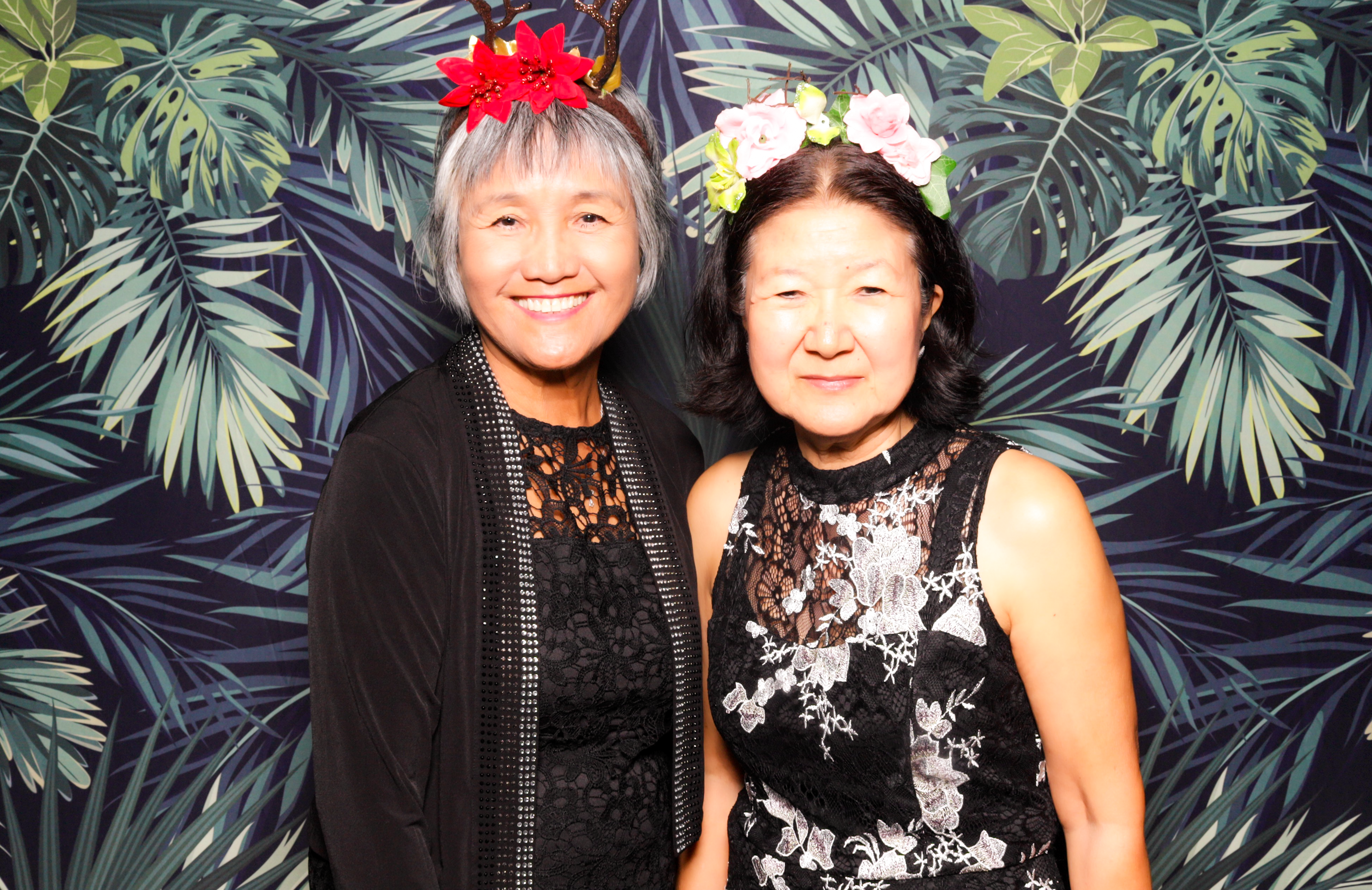 ID Tech Holiday Party | View more photos from the event at v1.boothgallery.com/u/PhabPhotobooth/ID-Tech-Holiday-Party