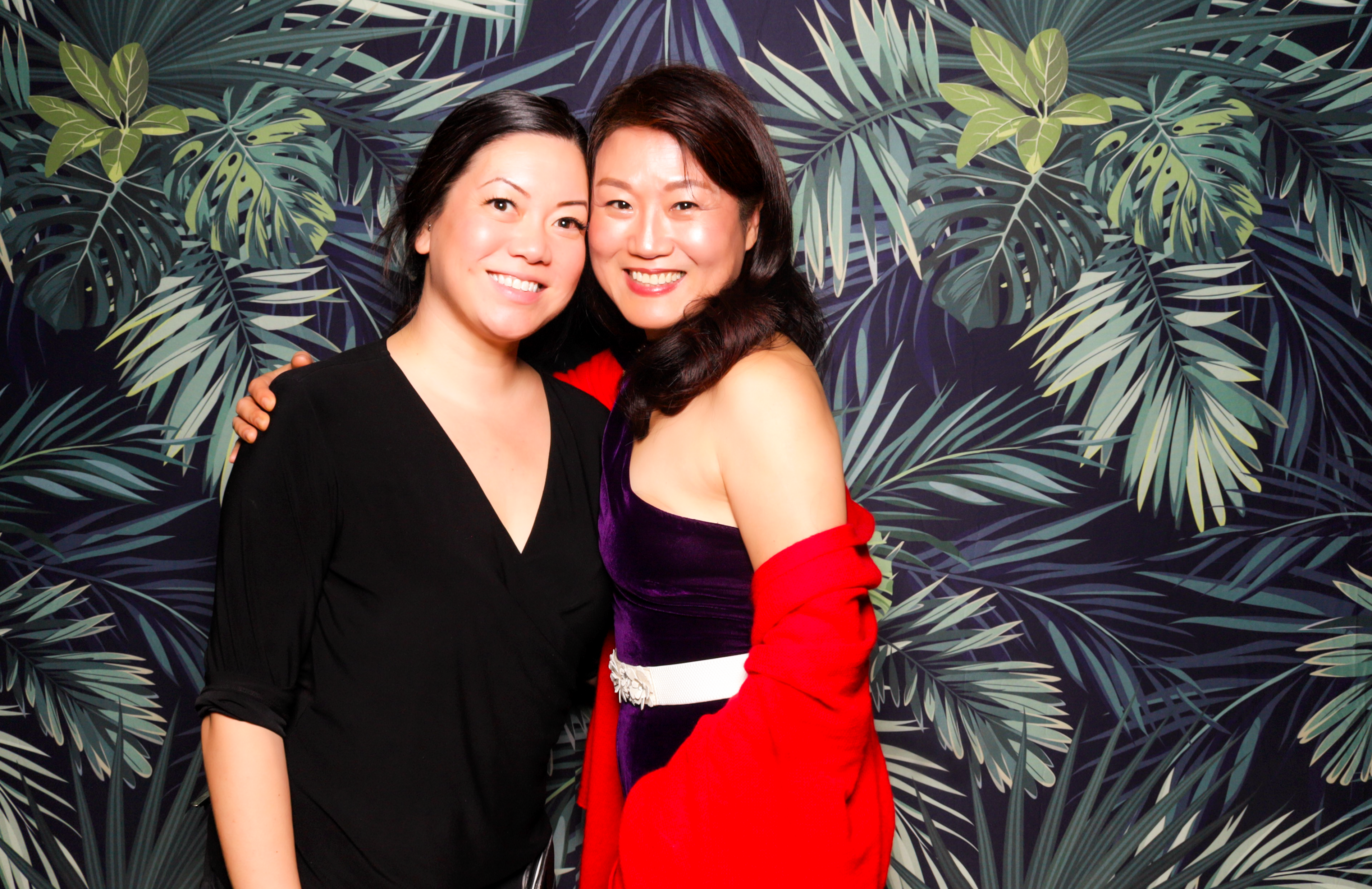 ID Tech Holiday Party | View more photos from the event at v1.boothgallery.com/u/PhabPhotobooth/ID-Tech-Holiday-Party