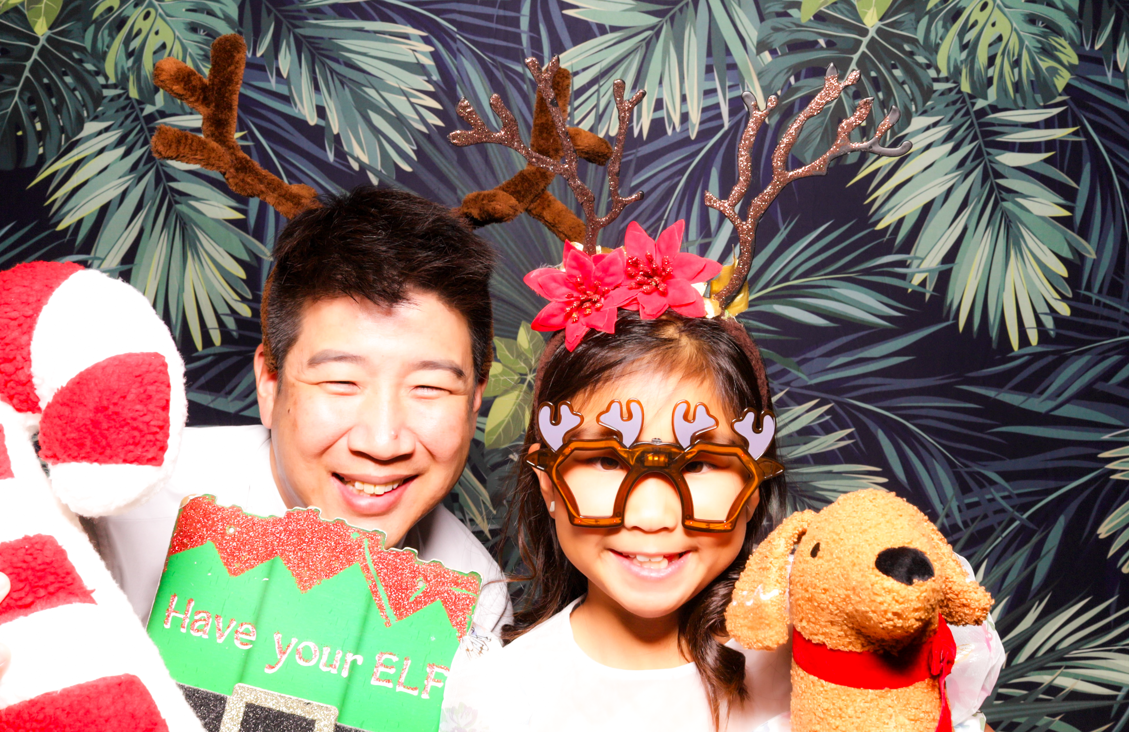 ID Tech Holiday Party | View more photos from the event at v1.boothgallery.com/u/PhabPhotobooth/ID-Tech-Holiday-Party