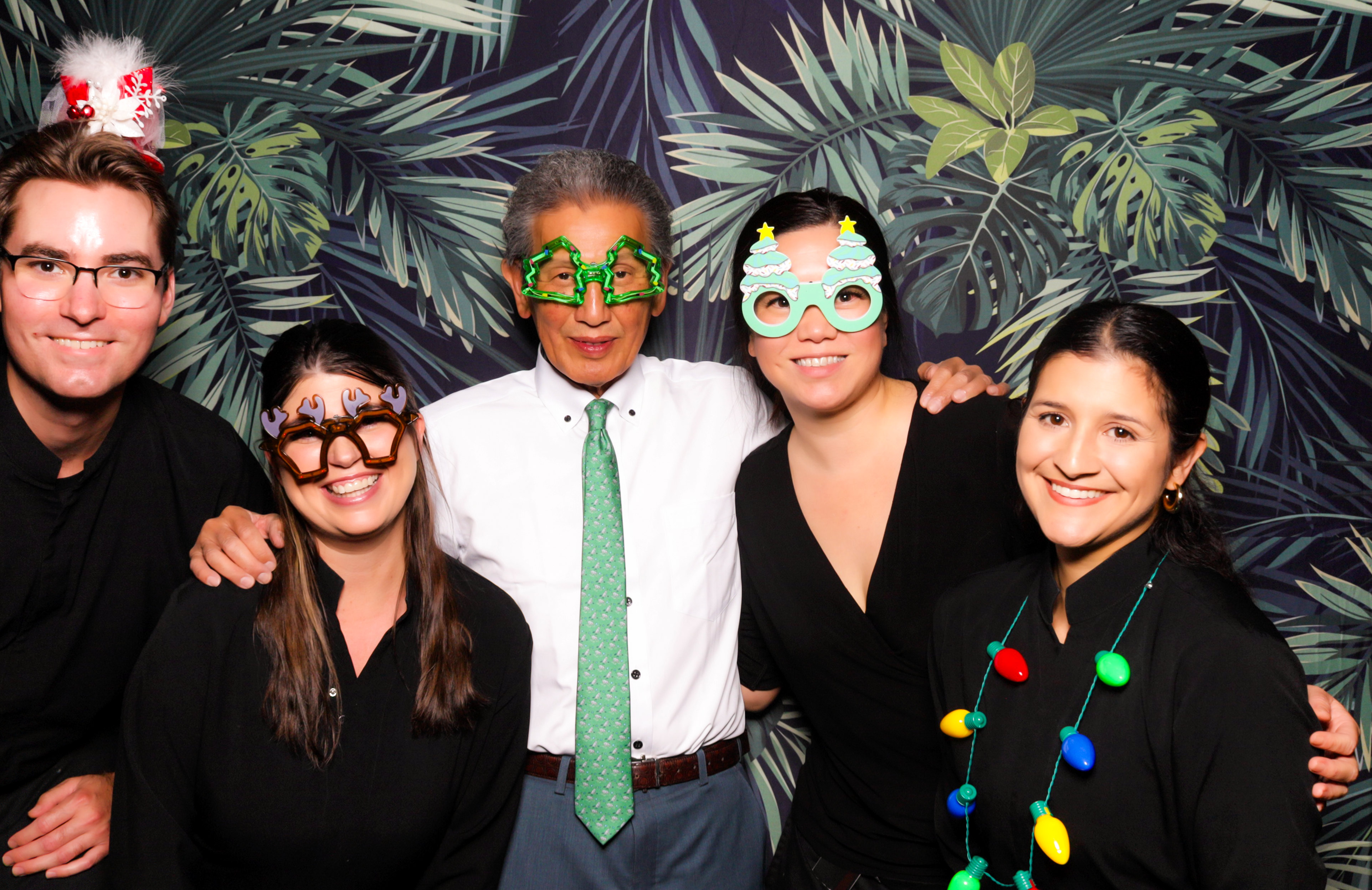 ID Tech Holiday Party | View more photos from the event at v1.boothgallery.com/u/PhabPhotobooth/ID-Tech-Holiday-Party