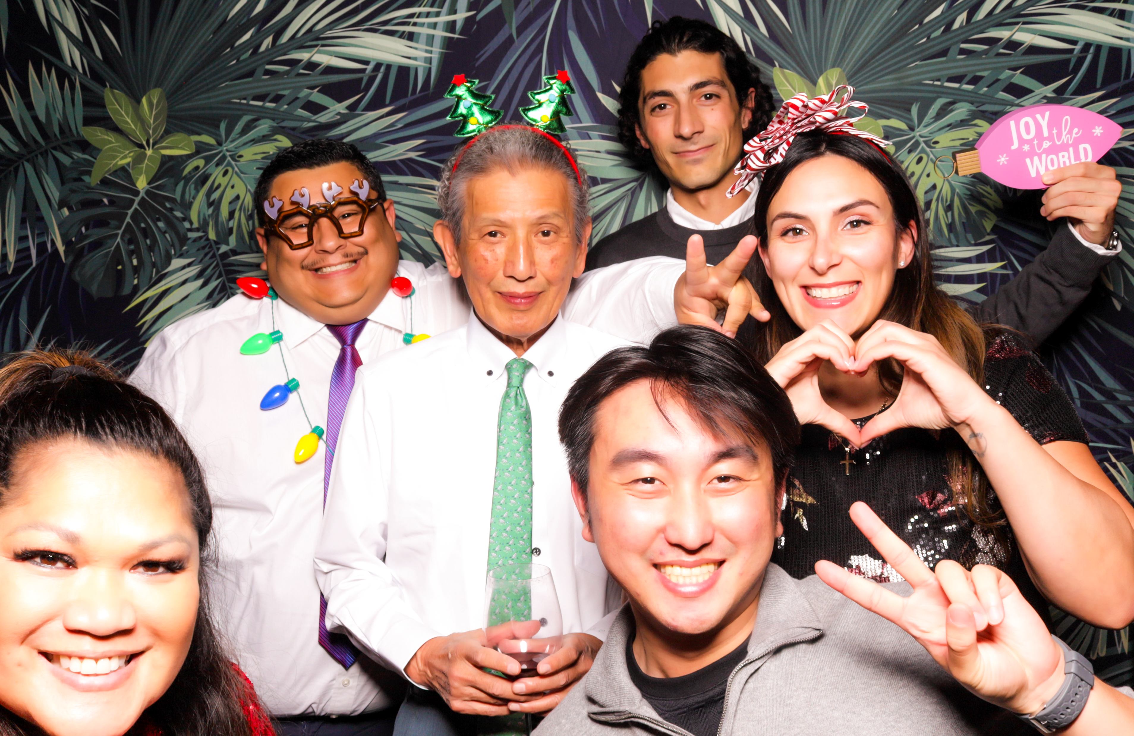 ID Tech Holiday Party | View more photos from the event at v1.boothgallery.com/u/PhabPhotobooth/ID-Tech-Holiday-Party