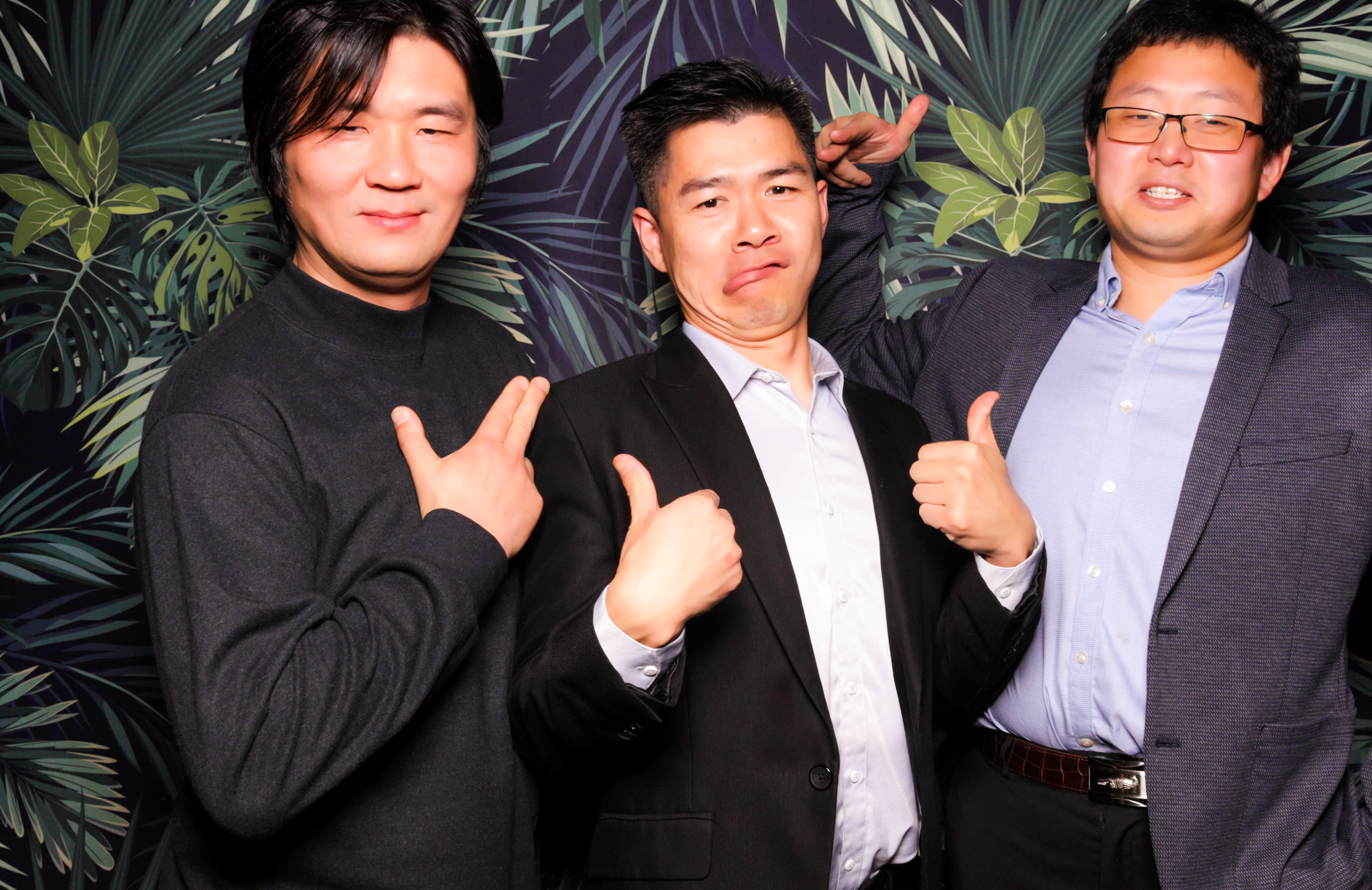 ID Tech Holiday Party | View more photos from the event at v1.boothgallery.com/u/PhabPhotobooth/ID-Tech-Holiday-Party