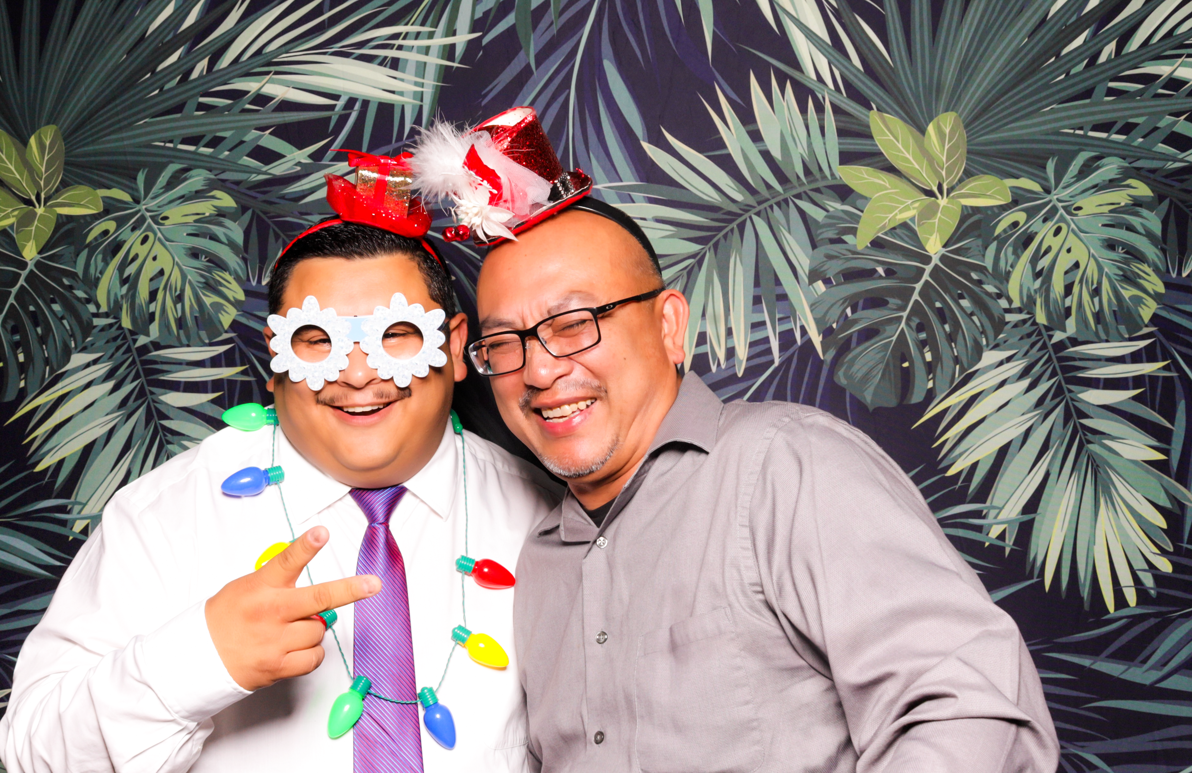 ID Tech Holiday Party | View more photos from the event at v1.boothgallery.com/u/PhabPhotobooth/ID-Tech-Holiday-Party