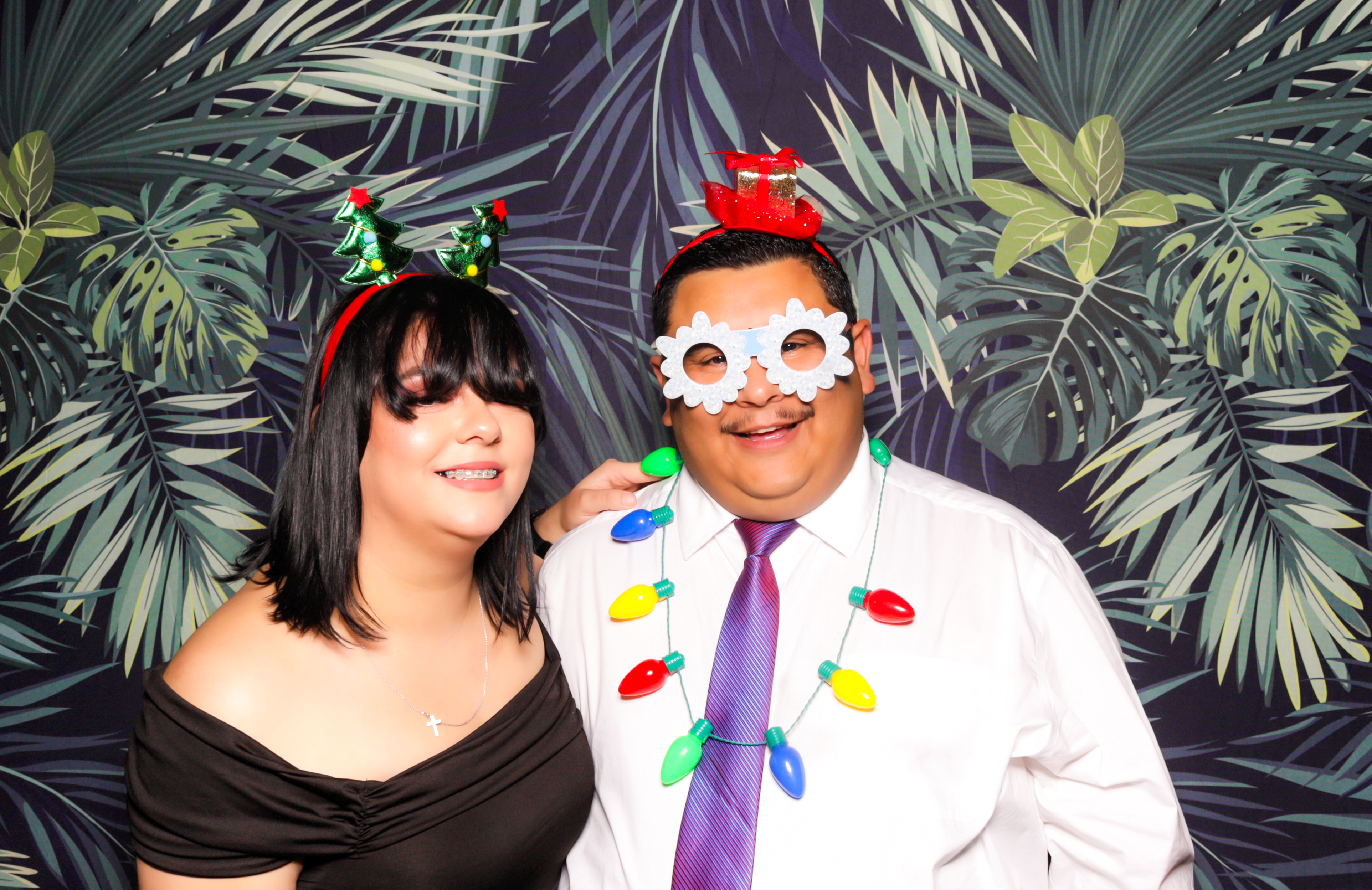 ID Tech Holiday Party | View more photos from the event at v1.boothgallery.com/u/PhabPhotobooth/ID-Tech-Holiday-Party