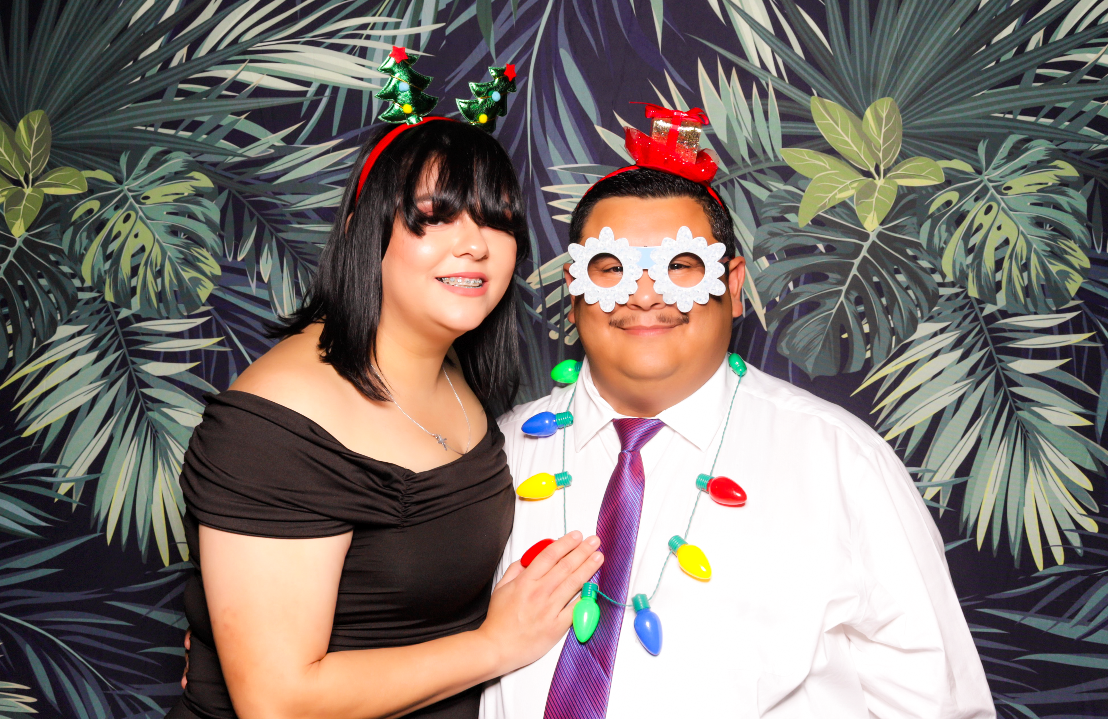 ID Tech Holiday Party | View more photos from the event at v1.boothgallery.com/u/PhabPhotobooth/ID-Tech-Holiday-Party