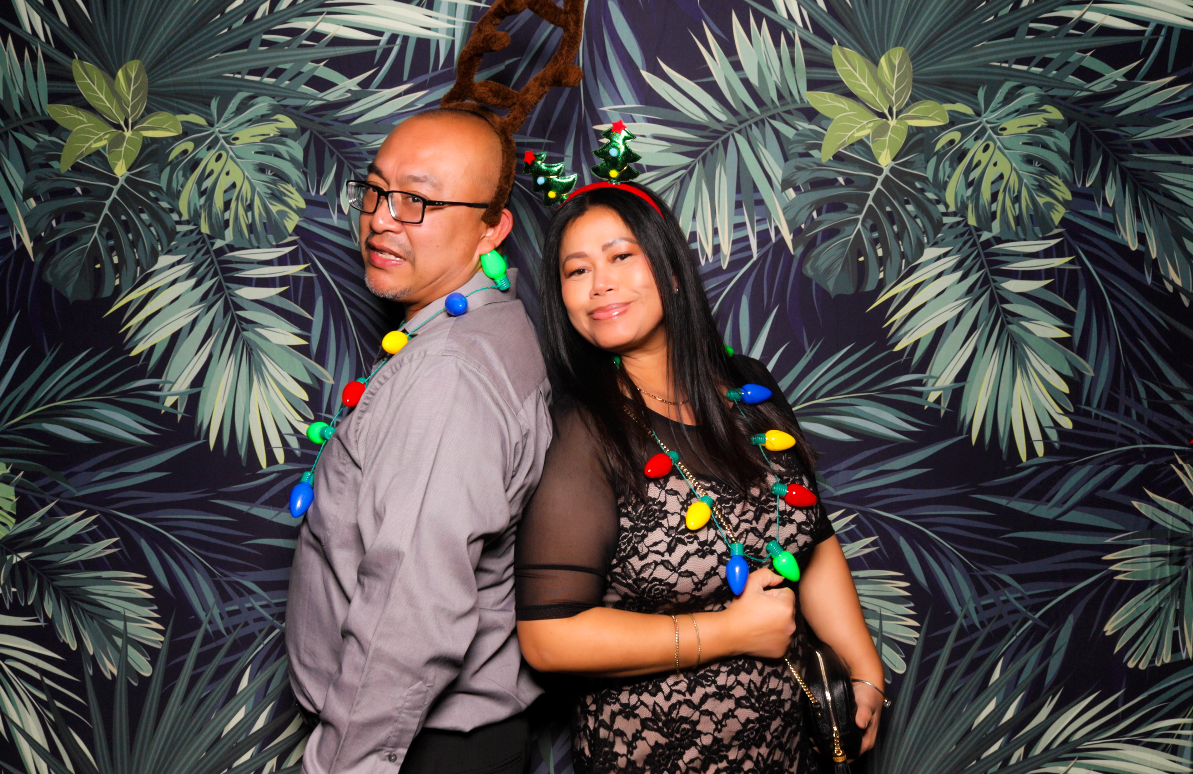 ID Tech Holiday Party | View more photos from the event at v1.boothgallery.com/u/PhabPhotobooth/ID-Tech-Holiday-Party