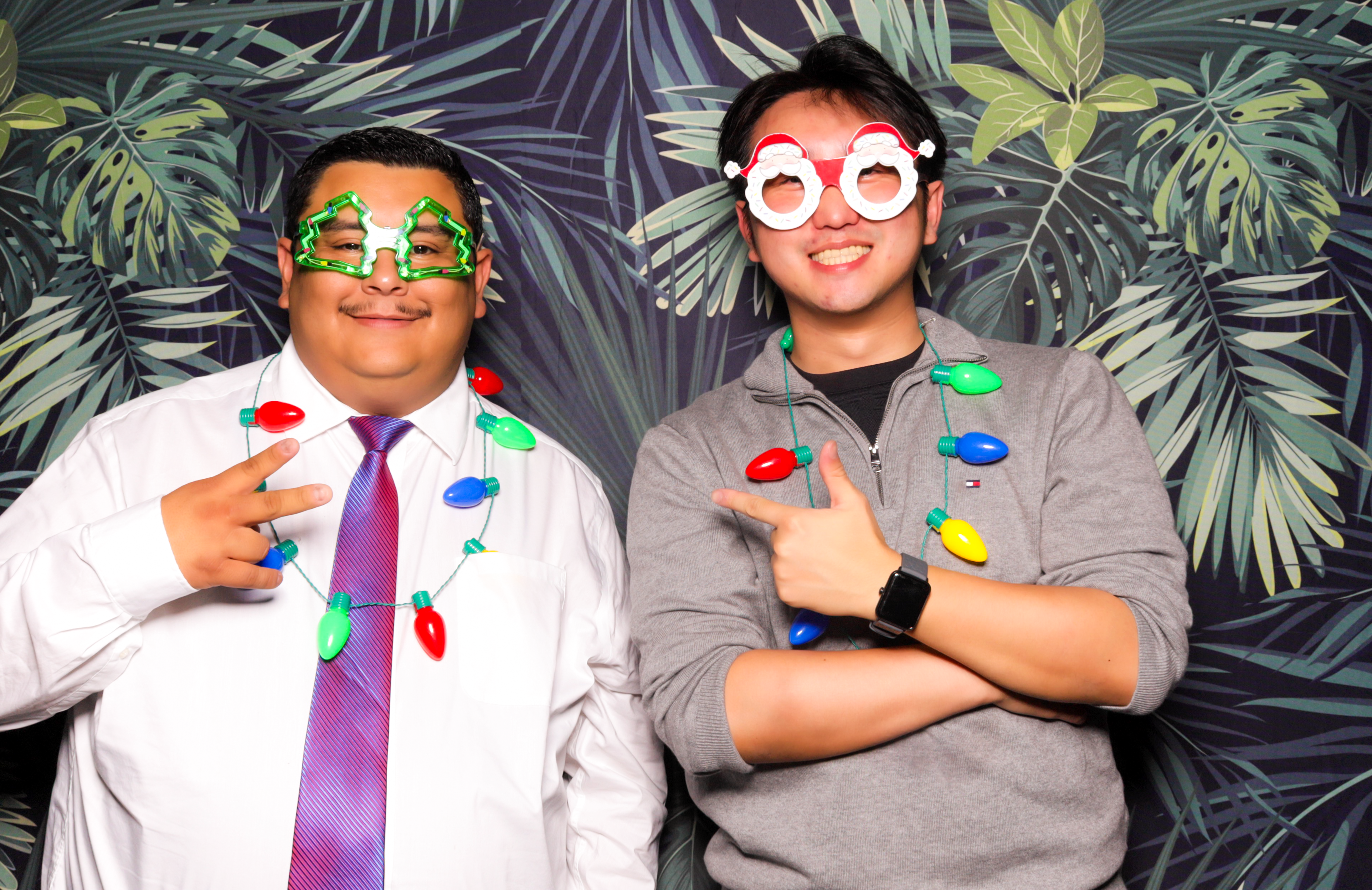 ID Tech Holiday Party | View more photos from the event at v1.boothgallery.com/u/PhabPhotobooth/ID-Tech-Holiday-Party