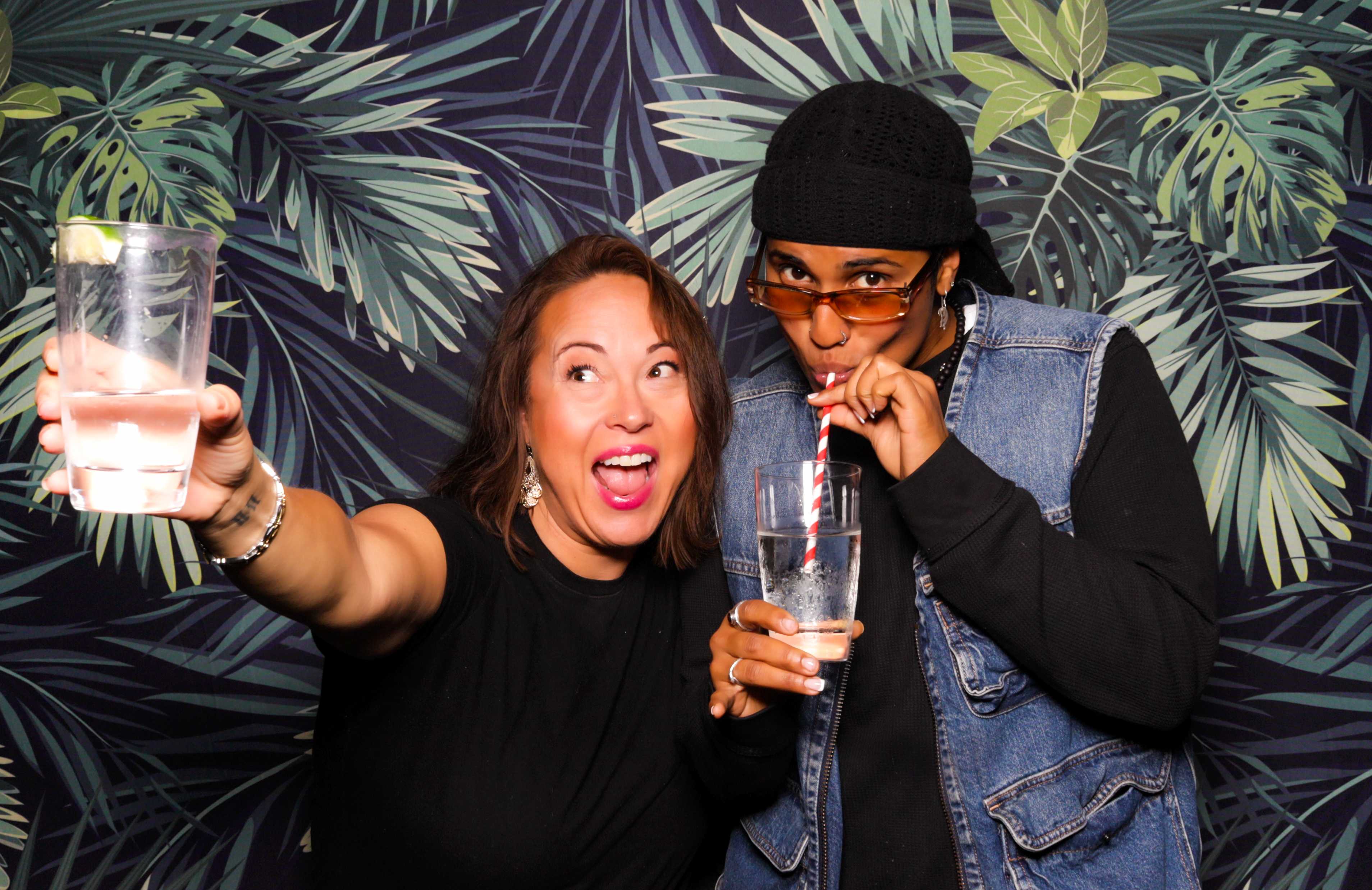 ID Tech Holiday Party | View more photos from the event at v1.boothgallery.com/u/PhabPhotobooth/ID-Tech-Holiday-Party