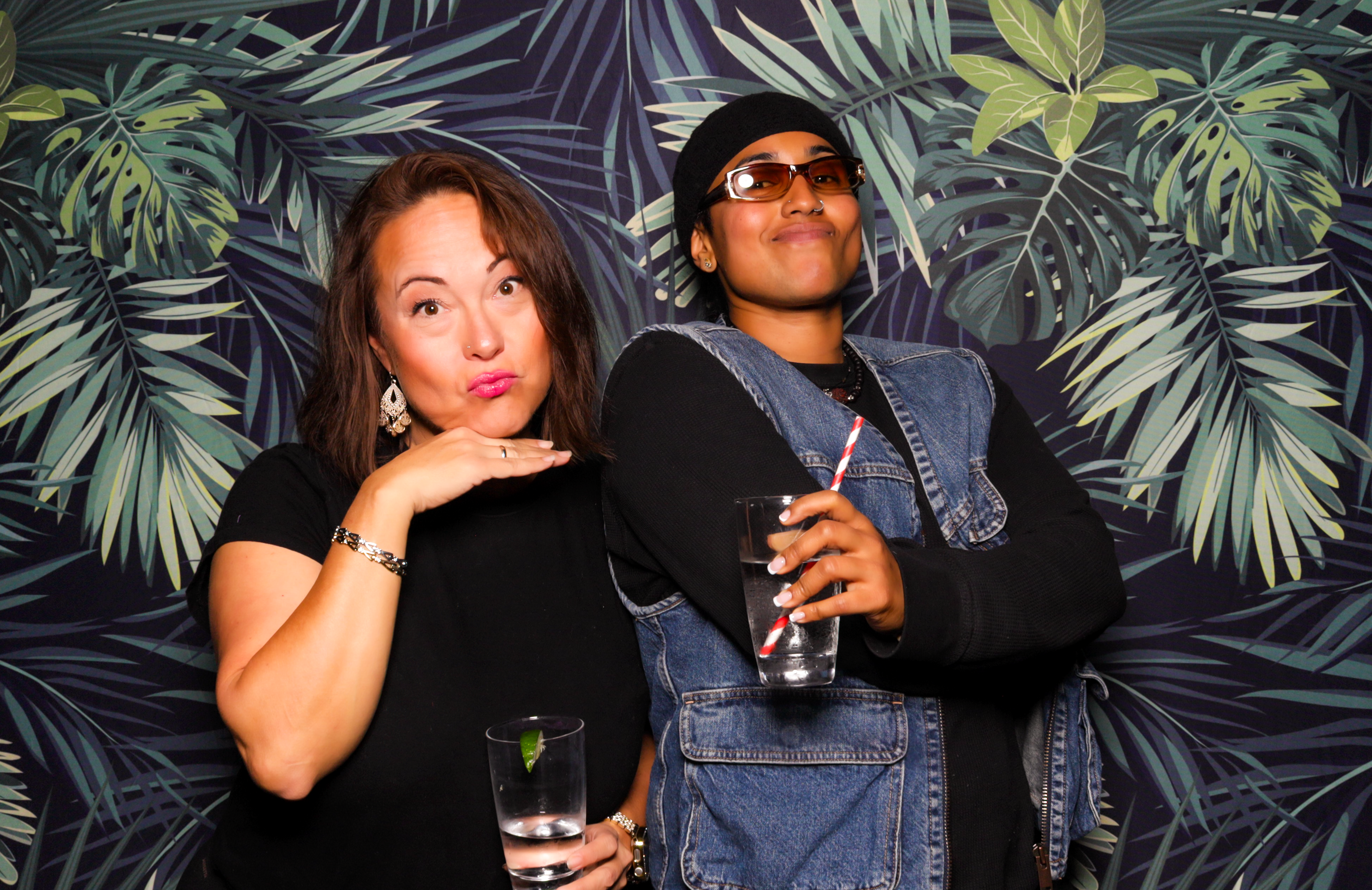 ID Tech Holiday Party | View more photos from the event at v1.boothgallery.com/u/PhabPhotobooth/ID-Tech-Holiday-Party