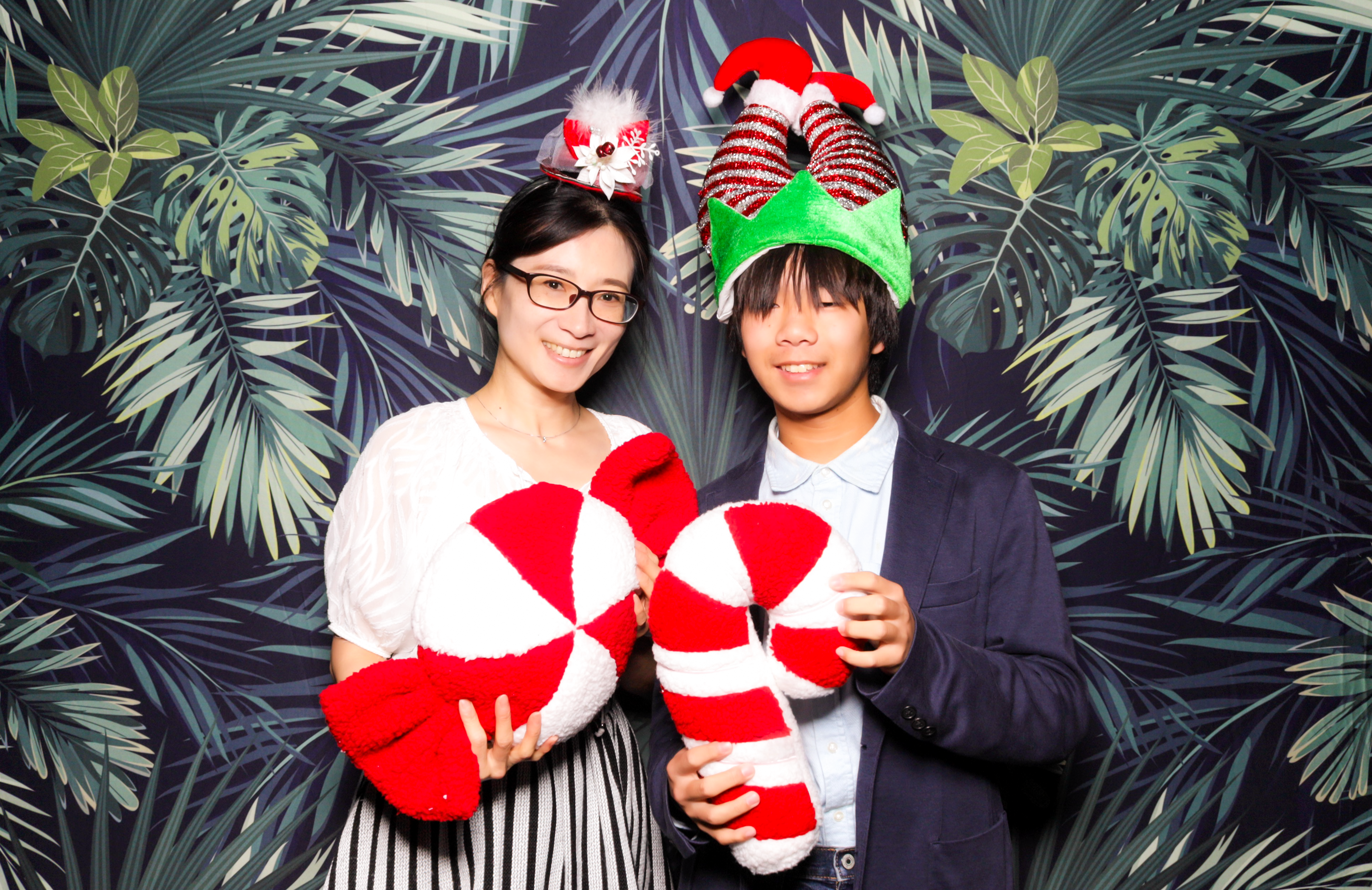 ID Tech Holiday Party | View more photos from the event at v1.boothgallery.com/u/PhabPhotobooth/ID-Tech-Holiday-Party