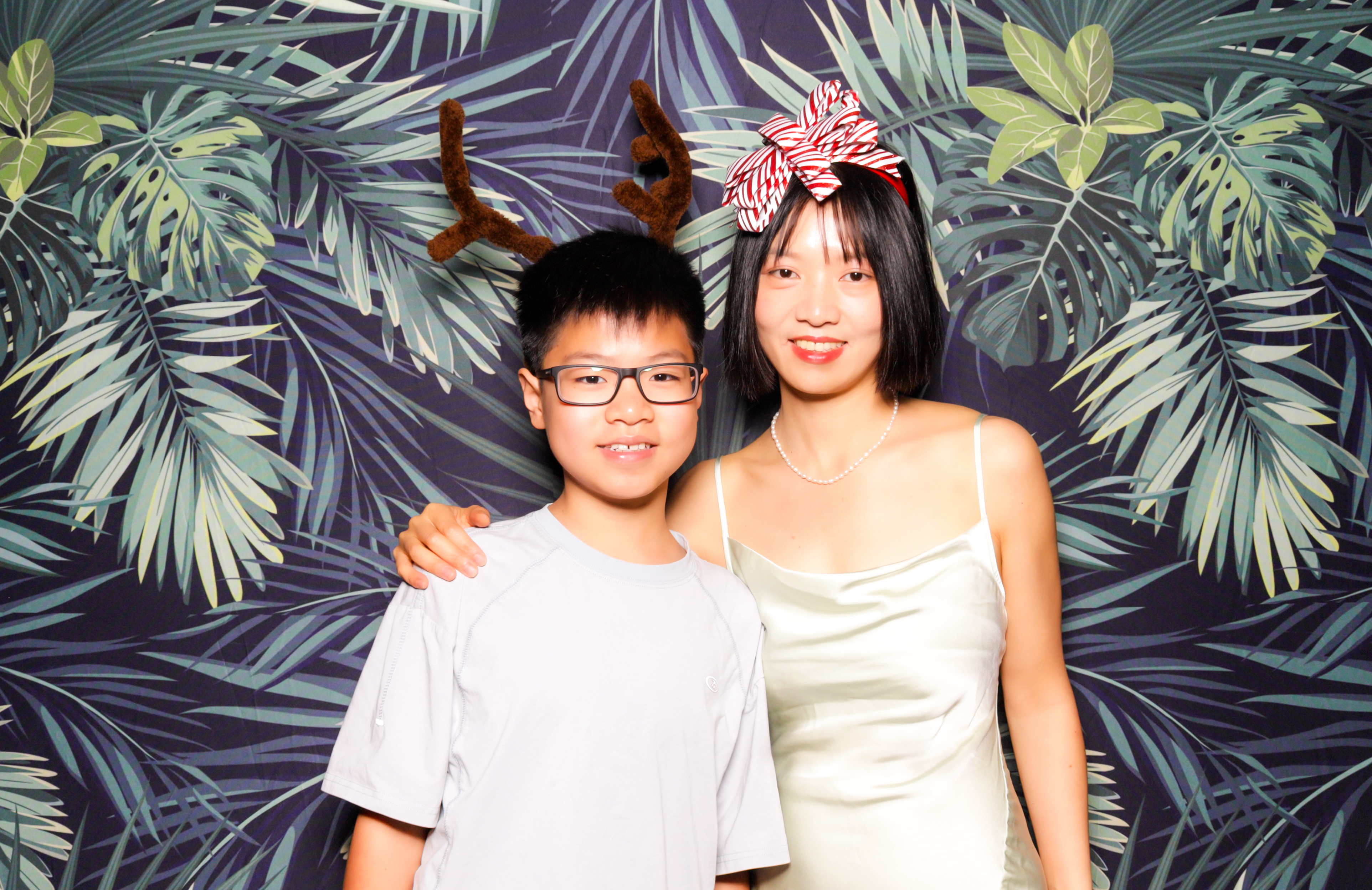 ID Tech Holiday Party | View more photos from the event at v1.boothgallery.com/u/PhabPhotobooth/ID-Tech-Holiday-Party