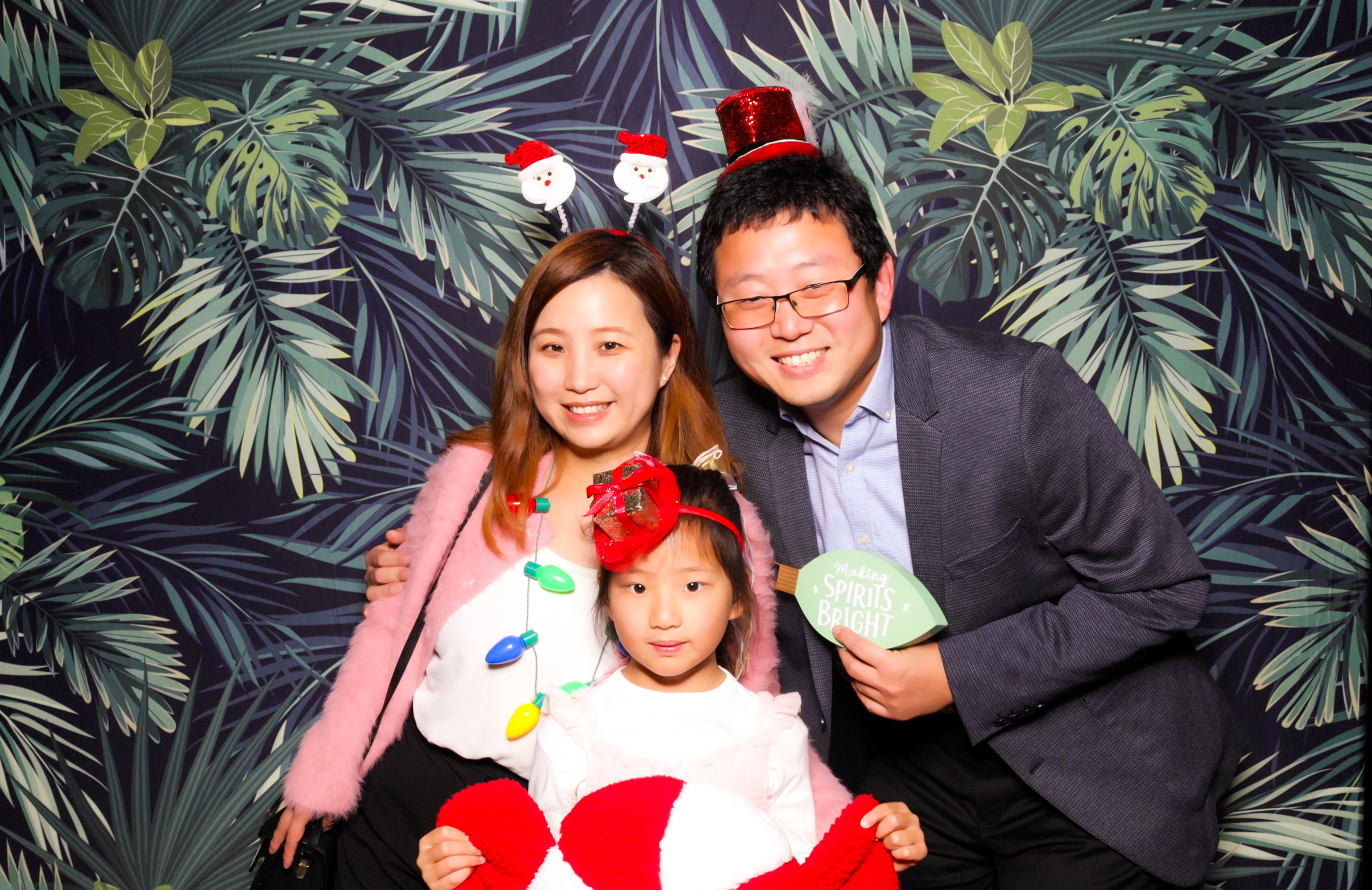 ID Tech Holiday Party | View more photos from the event at v1.boothgallery.com/u/PhabPhotobooth/ID-Tech-Holiday-Party