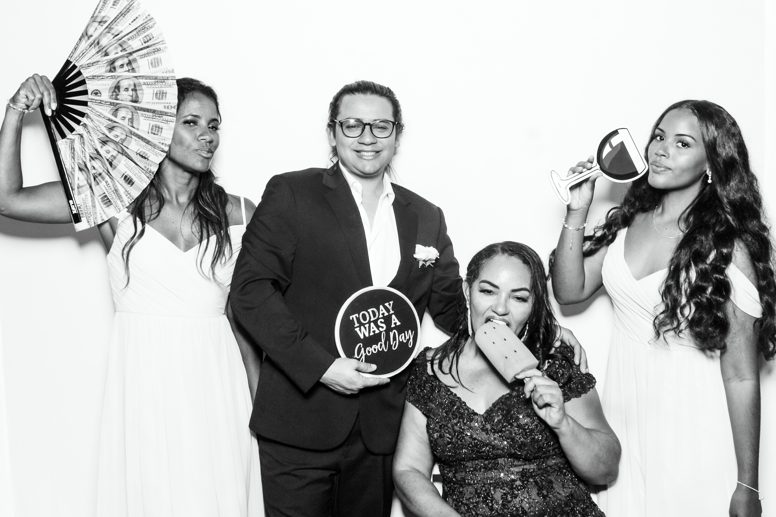 JP and Kamilla's Wedding | View more photos from the event at v1.boothgallery.com/u/PhabPhotobooth/JP-and-Kamillas-Wedding