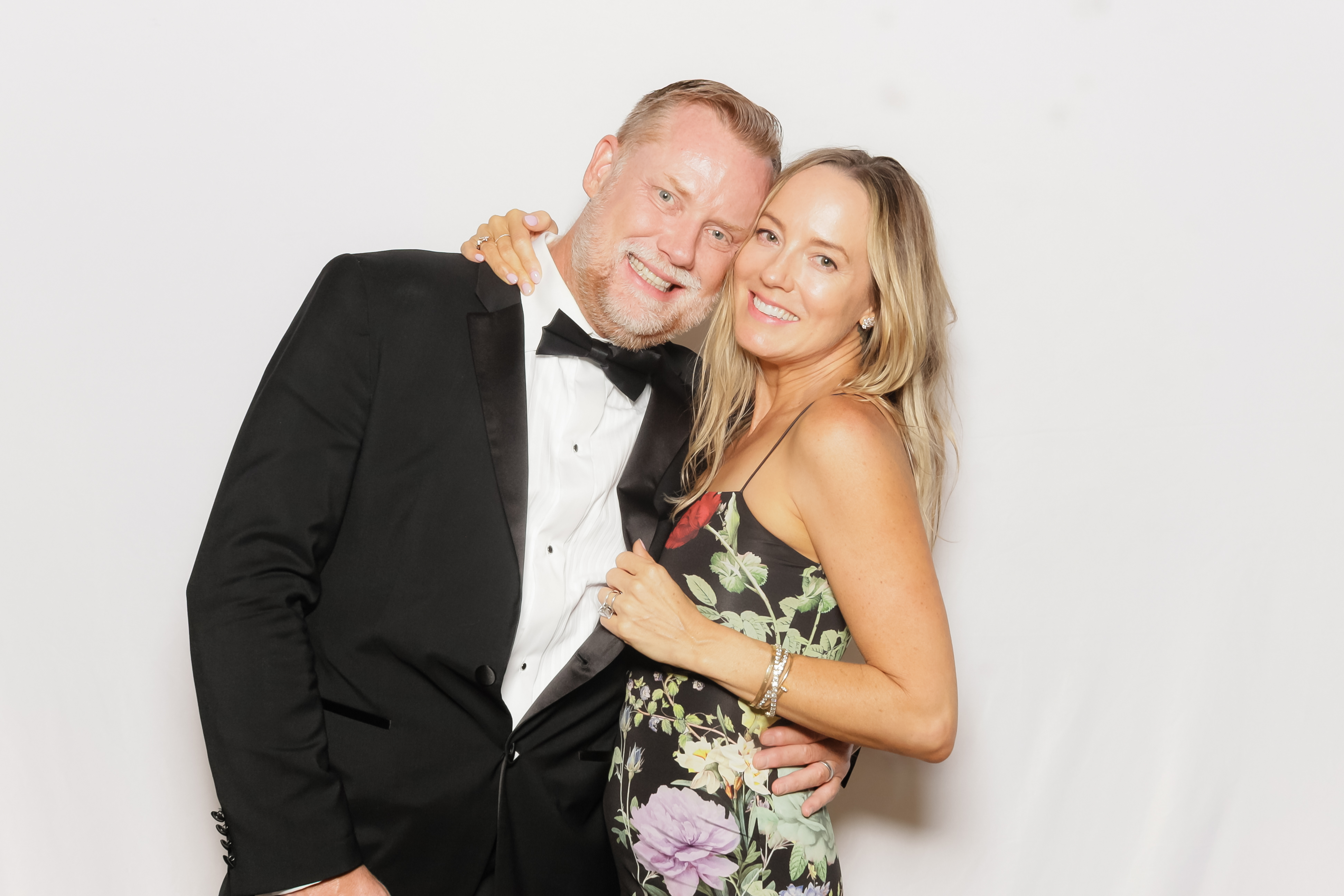 JP and Kamilla's Wedding | View more photos from the event at v1.boothgallery.com/u/PhabPhotobooth/JP-and-Kamillas-Wedding