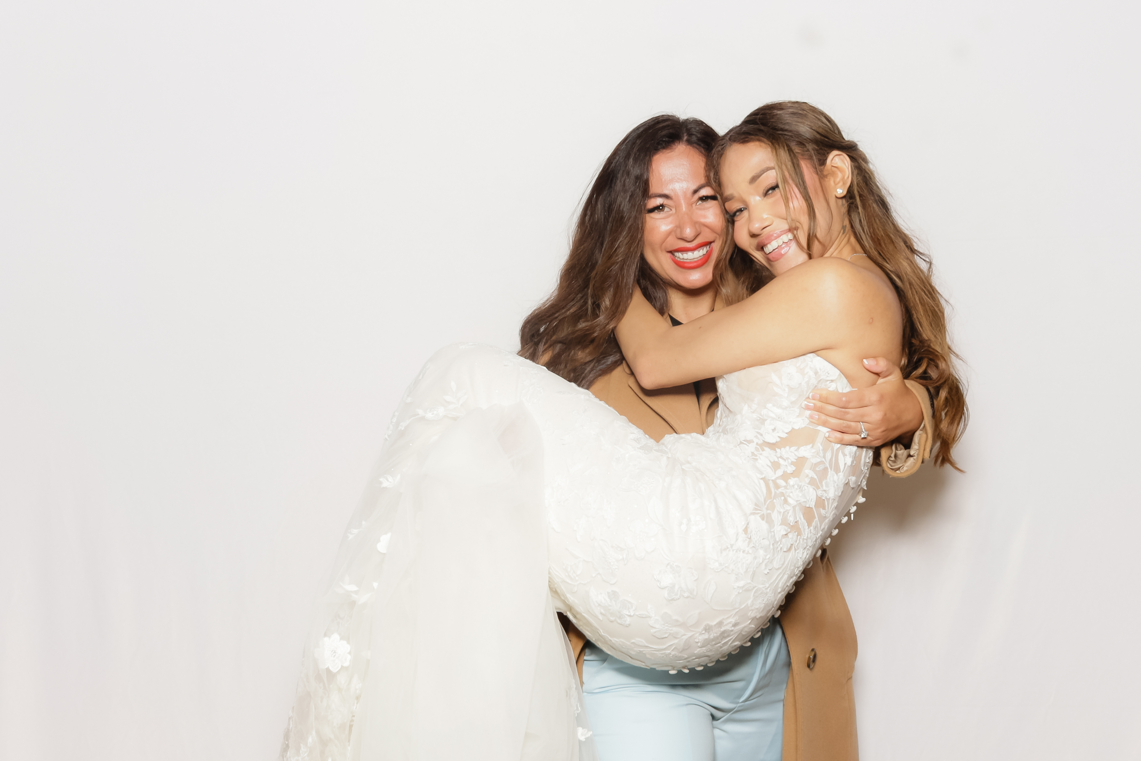 JP and Kamilla's Wedding | View more photos from the event at v1.boothgallery.com/u/PhabPhotobooth/JP-and-Kamillas-Wedding