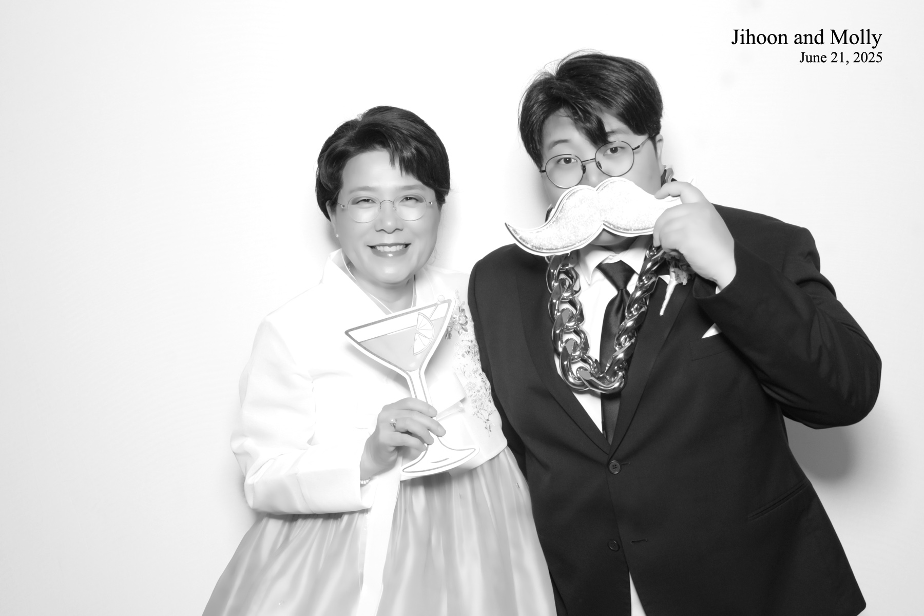 Molly +Jihoon's Wedding | View more photos from the event at v1.boothgallery.com/u/PhabPhotobooth/Molly-Jihoons-Wedding