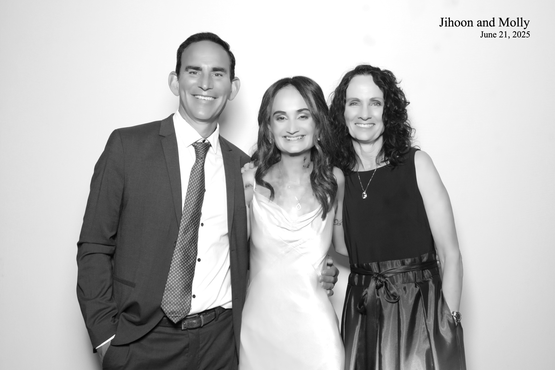 Molly +Jihoon's Wedding | View more photos from the event at v1.boothgallery.com/u/PhabPhotobooth/Molly-Jihoons-Wedding