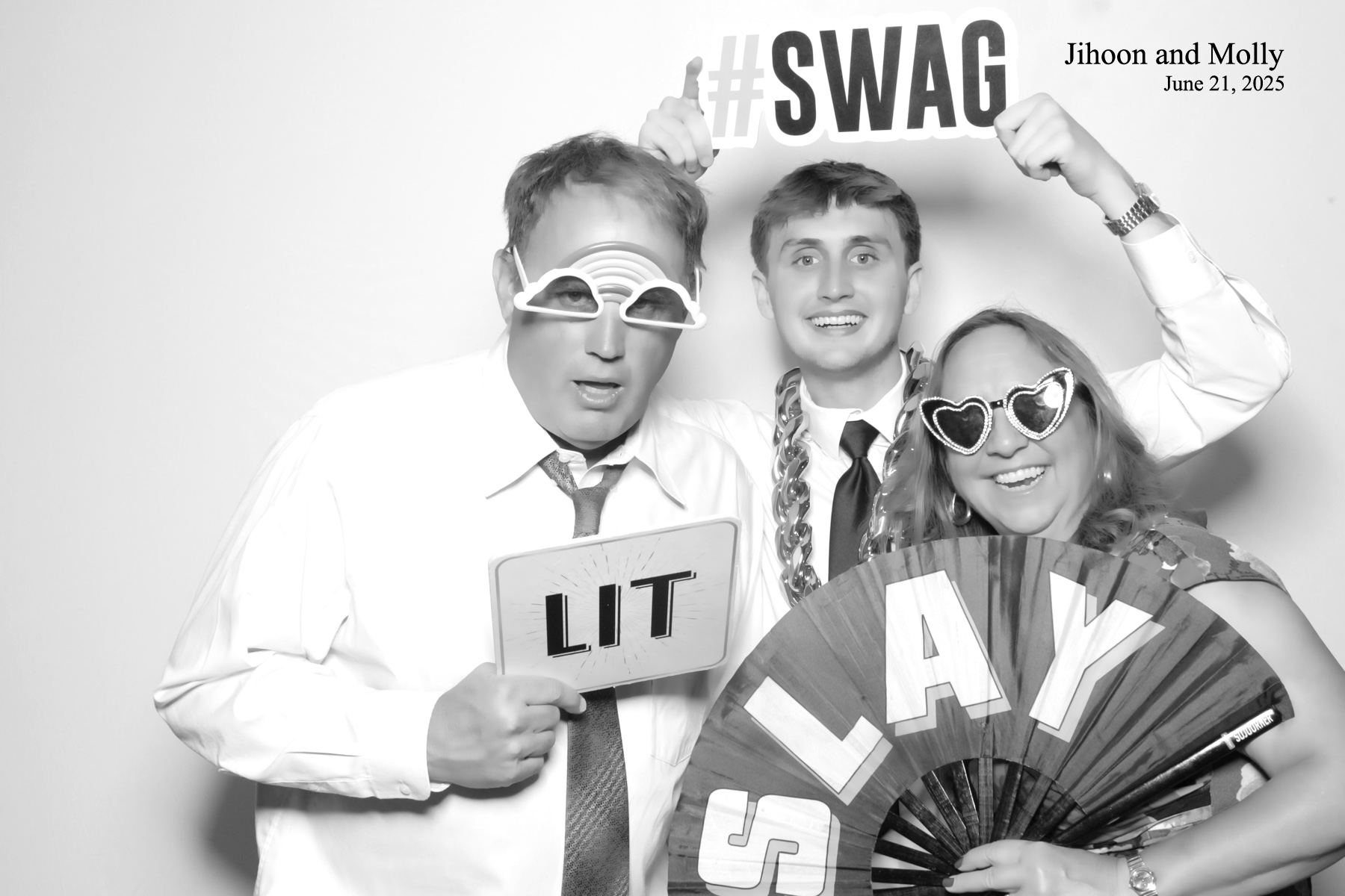 Molly +Jihoon's Wedding | View more photos from the event at v1.boothgallery.com/u/PhabPhotobooth/Molly-Jihoons-Wedding