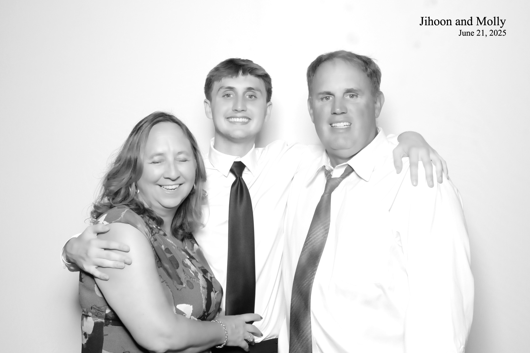 Molly +Jihoon's Wedding | View more photos from the event at v1.boothgallery.com/u/PhabPhotobooth/Molly-Jihoons-Wedding