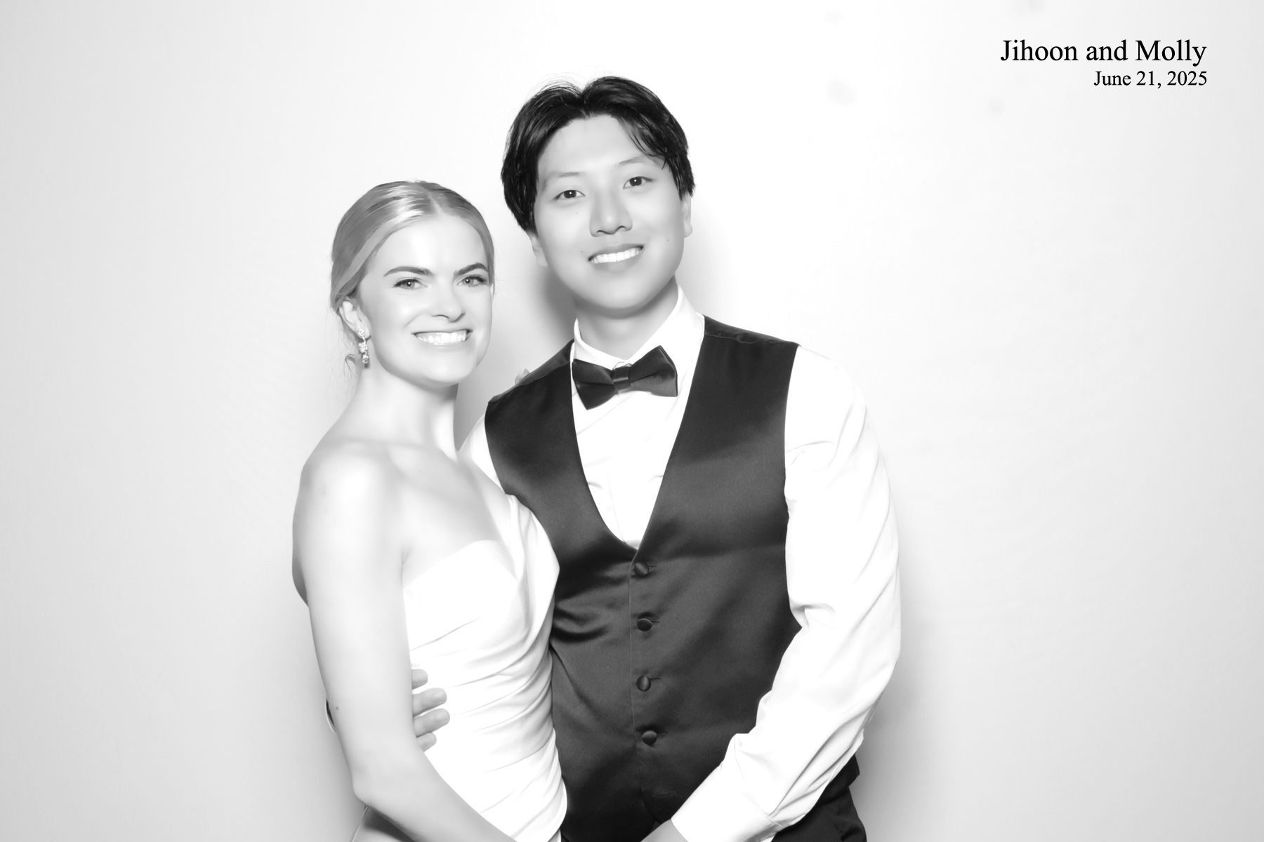 Molly +Jihoon's Wedding | View more photos from the event at v1.boothgallery.com/u/PhabPhotobooth/Molly-Jihoons-Wedding