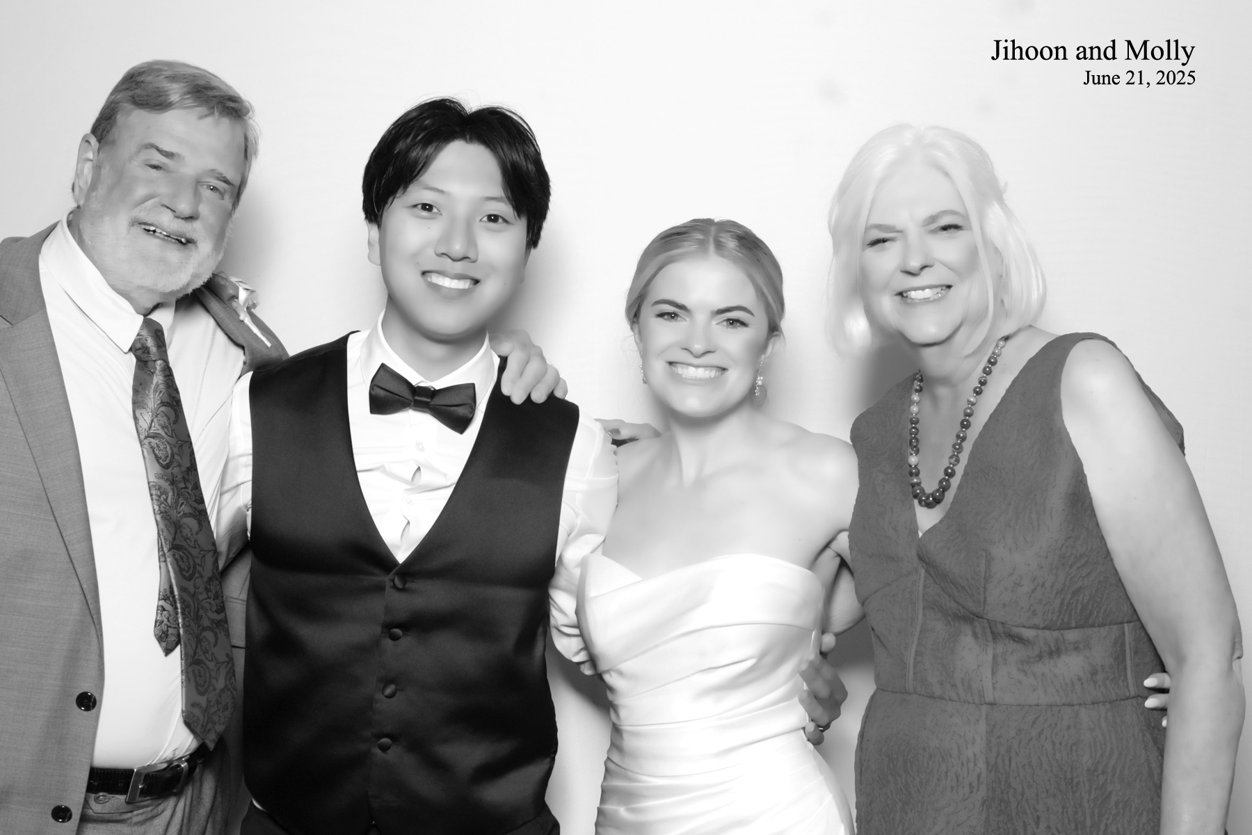 Molly +Jihoon's Wedding | View more photos from the event at v1.boothgallery.com/u/PhabPhotobooth/Molly-Jihoons-Wedding