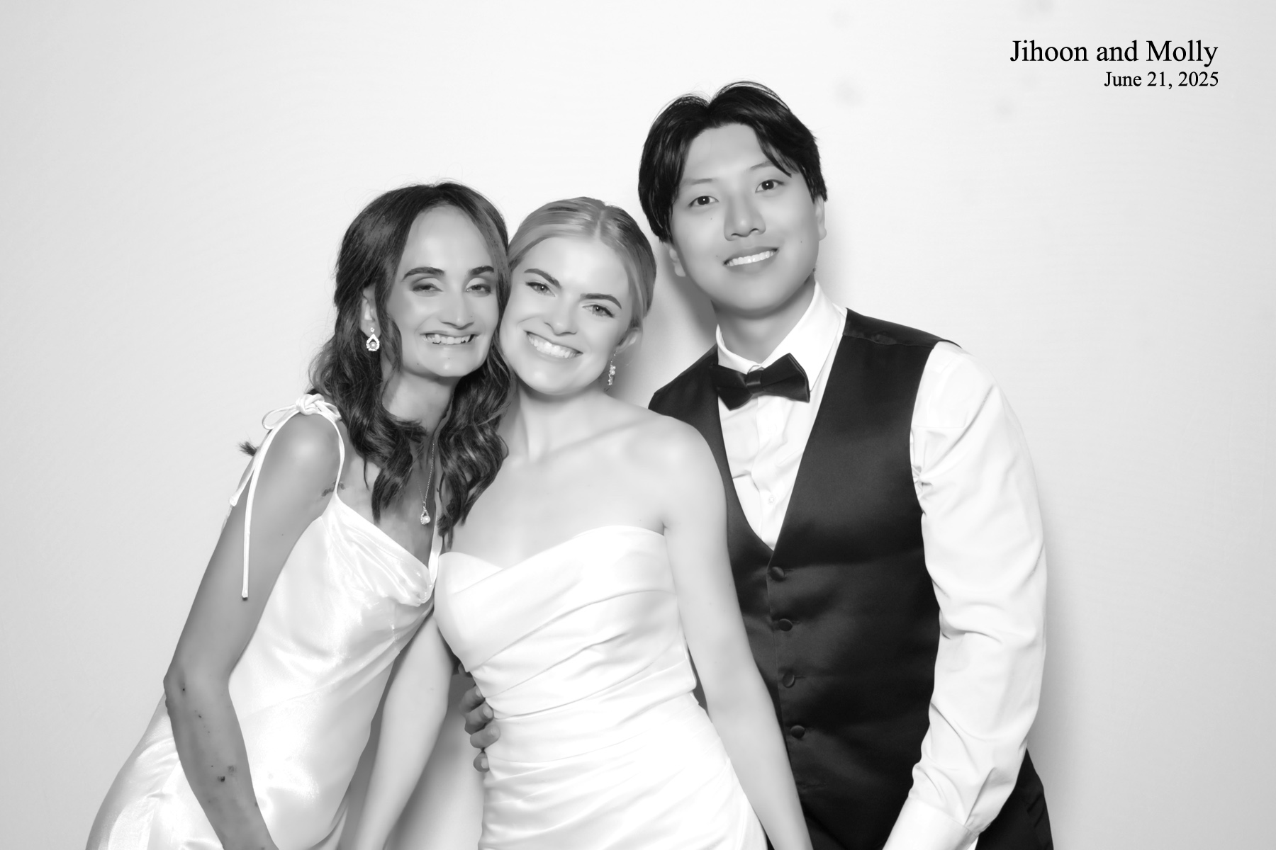 Molly +Jihoon's Wedding | View more photos from the event at v1.boothgallery.com/u/PhabPhotobooth/Molly-Jihoons-Wedding