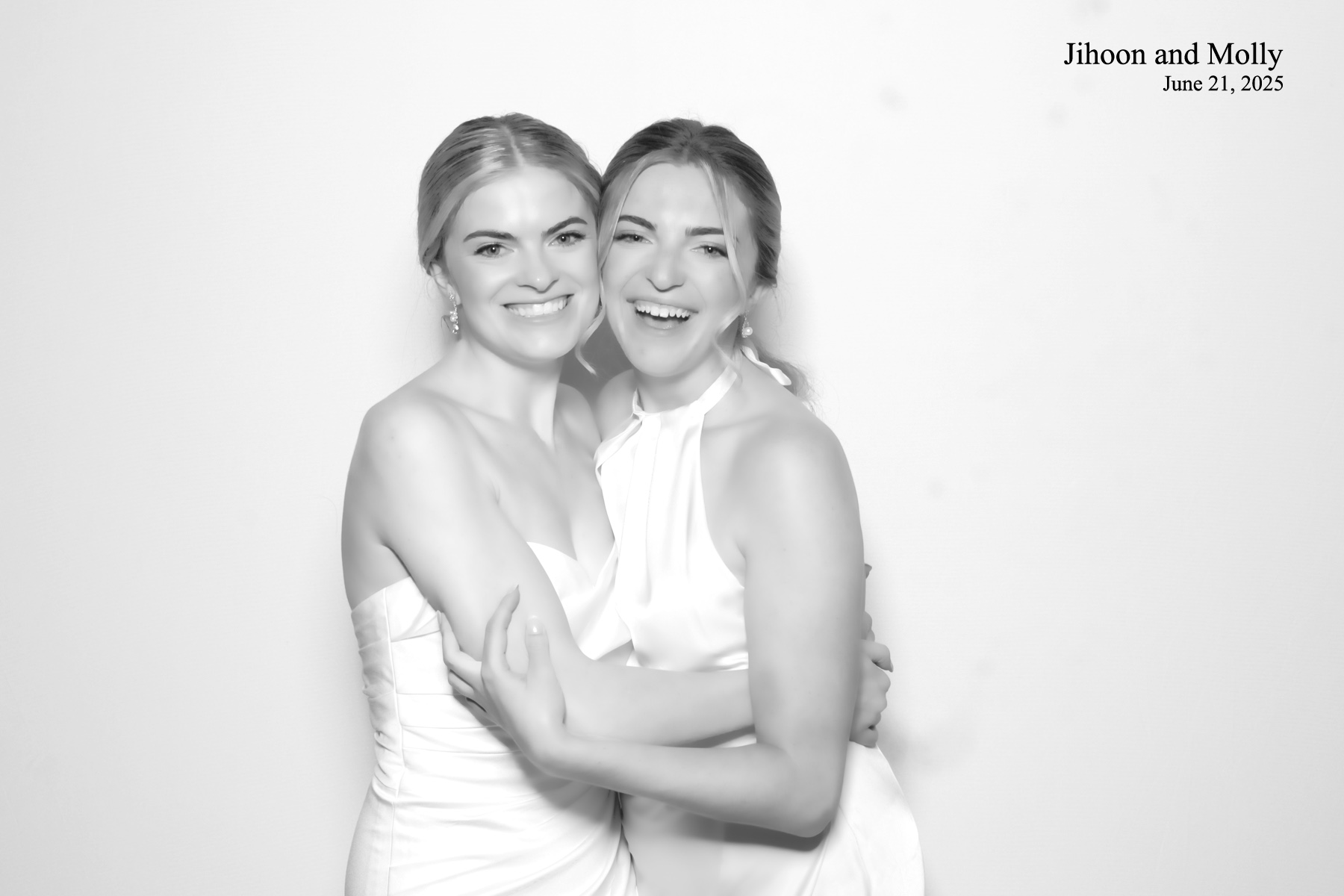 Molly +Jihoon's Wedding | View more photos from the event at v1.boothgallery.com/u/PhabPhotobooth/Molly-Jihoons-Wedding