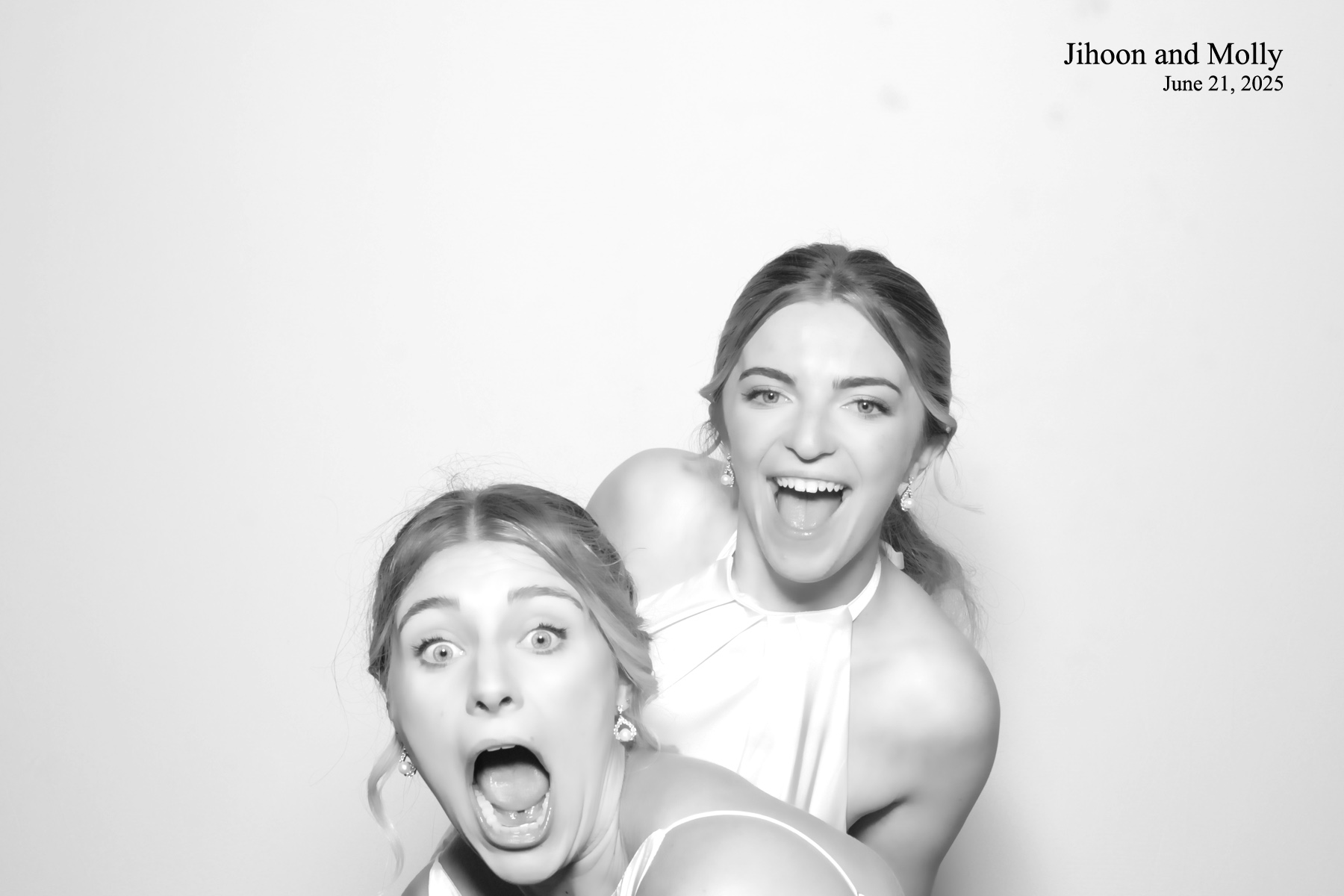 Molly +Jihoon's Wedding | View more photos from the event at v1.boothgallery.com/u/PhabPhotobooth/Molly-Jihoons-Wedding