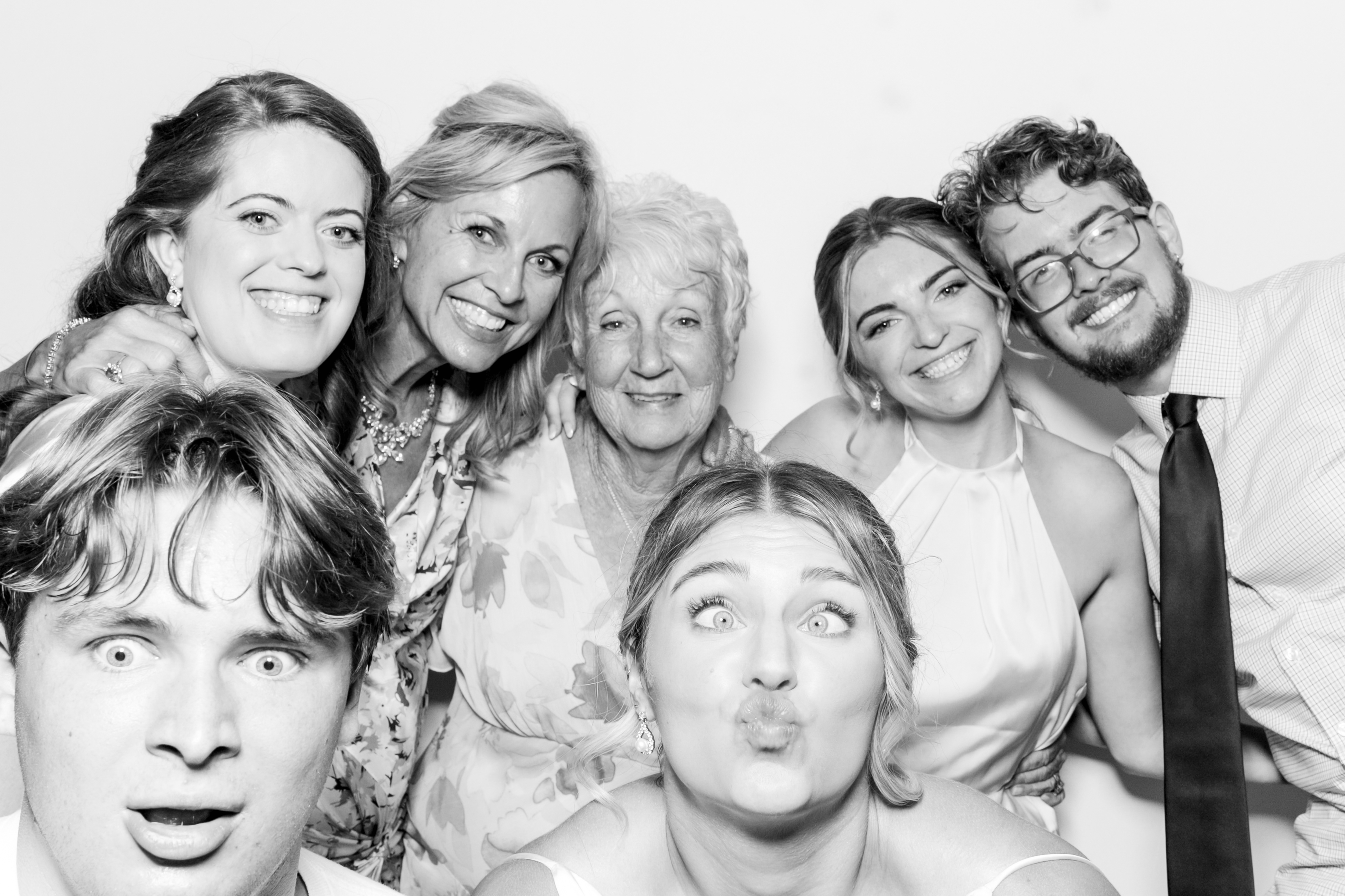 Molly +Jihoon's Wedding | View more photos from the event at v1.boothgallery.com/u/PhabPhotobooth/Molly-Jihoons-Wedding