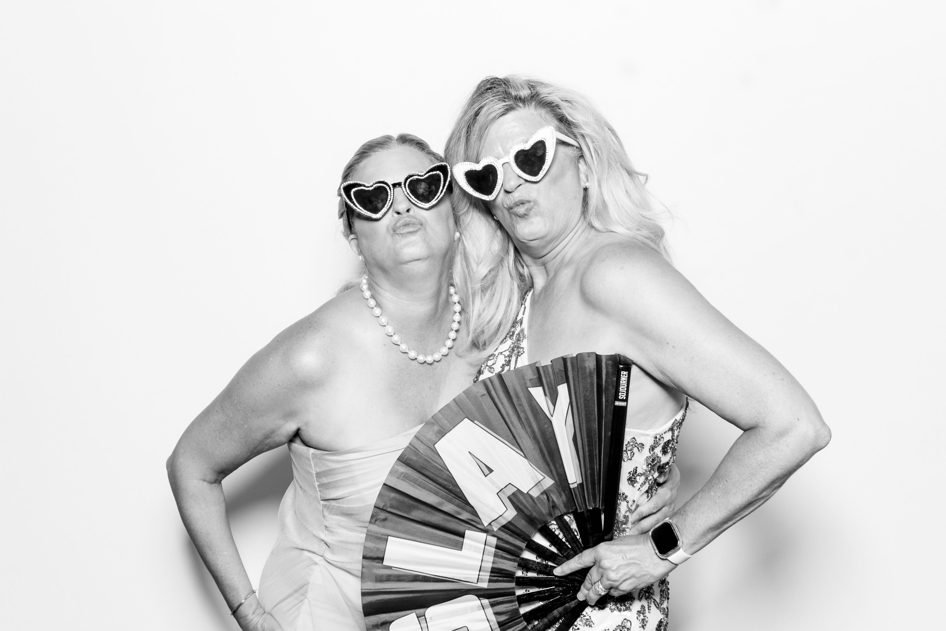 Molly +Jihoon's Wedding | View more photos from the event at v1.boothgallery.com/u/PhabPhotobooth/Molly-Jihoons-Wedding