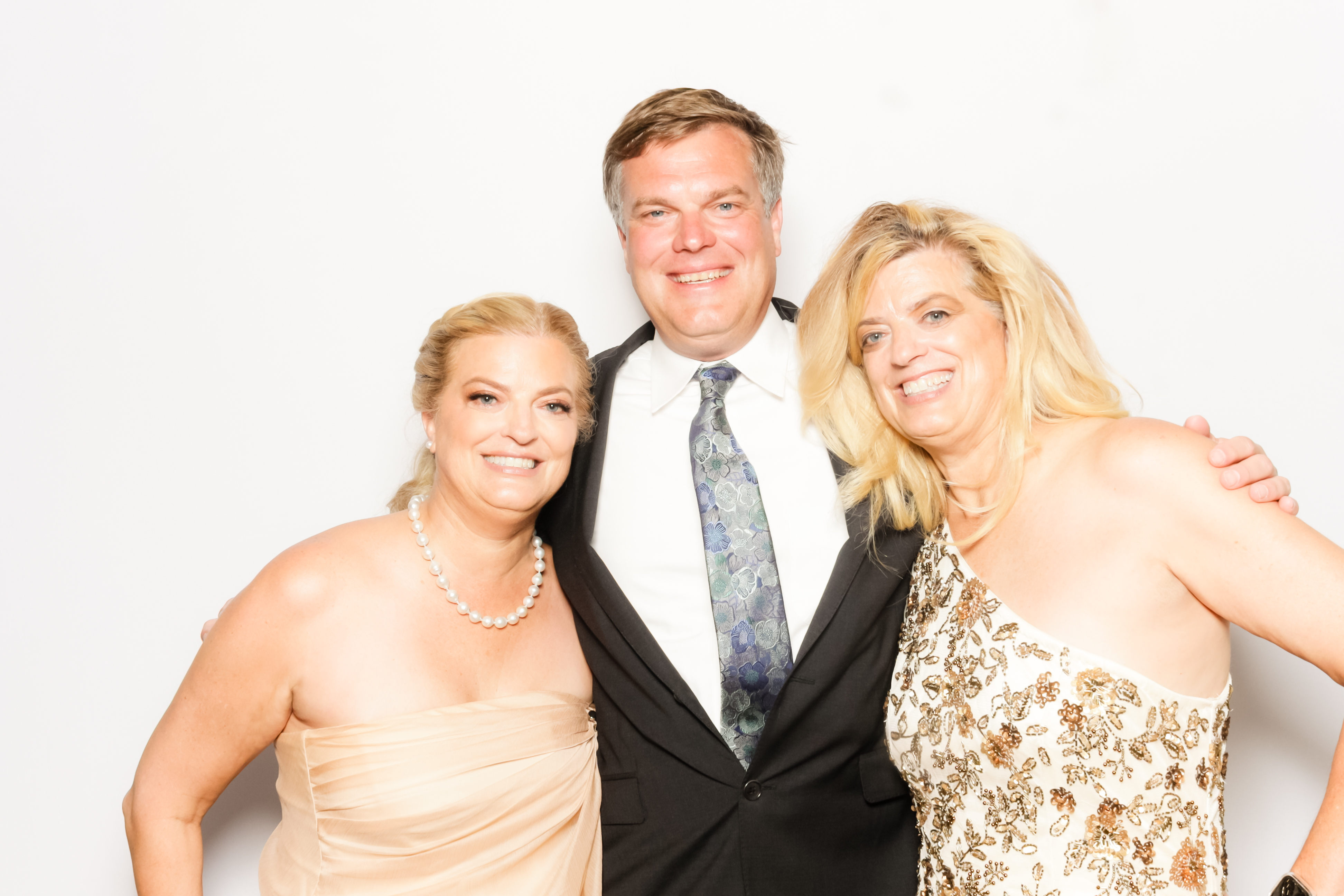 Molly +Jihoon's Wedding | View more photos from the event at v1.boothgallery.com/u/PhabPhotobooth/Molly-Jihoons-Wedding