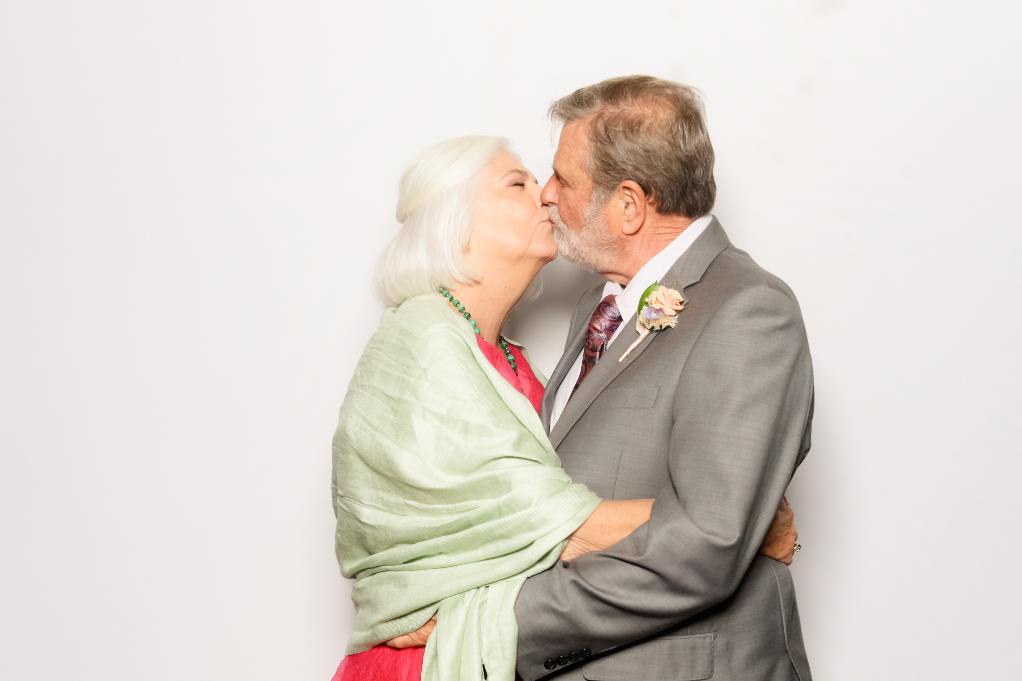 Molly +Jihoon's Wedding | View more photos from the event at v1.boothgallery.com/u/PhabPhotobooth/Molly-Jihoons-Wedding