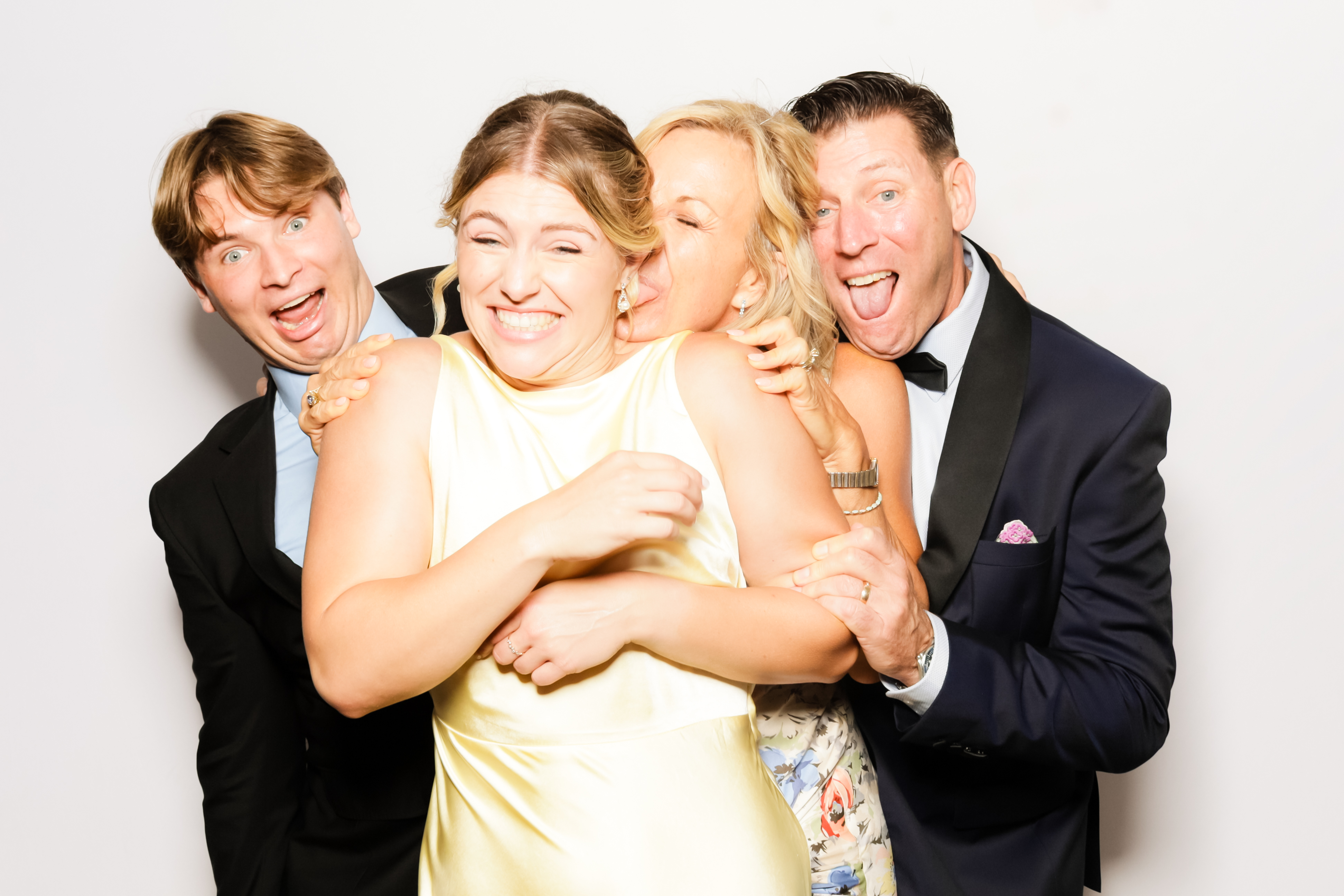 Molly +Jihoon's Wedding | View more photos from the event at v1.boothgallery.com/u/PhabPhotobooth/Molly-Jihoons-Wedding