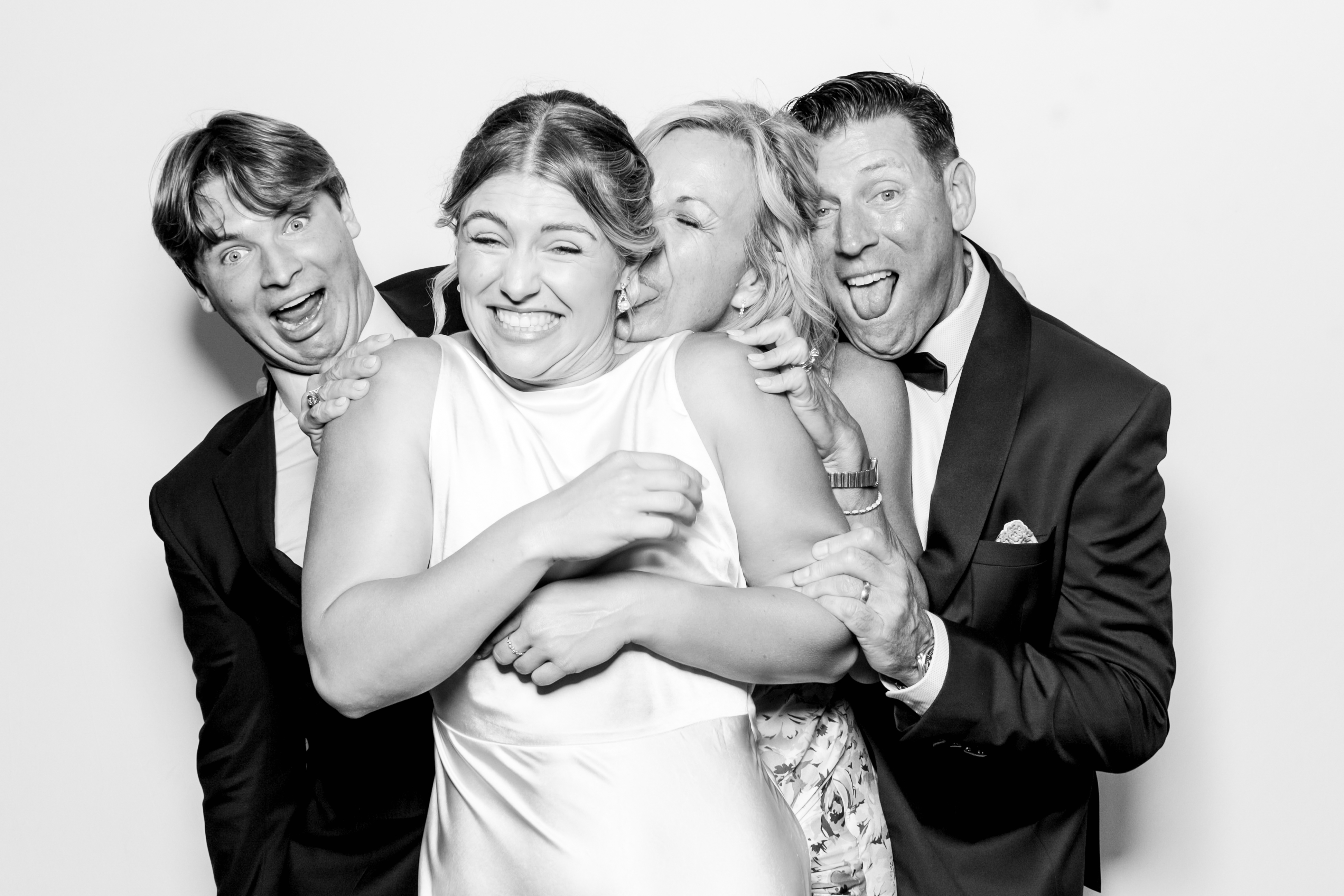 Molly +Jihoon's Wedding | View more photos from the event at v1.boothgallery.com/u/PhabPhotobooth/Molly-Jihoons-Wedding